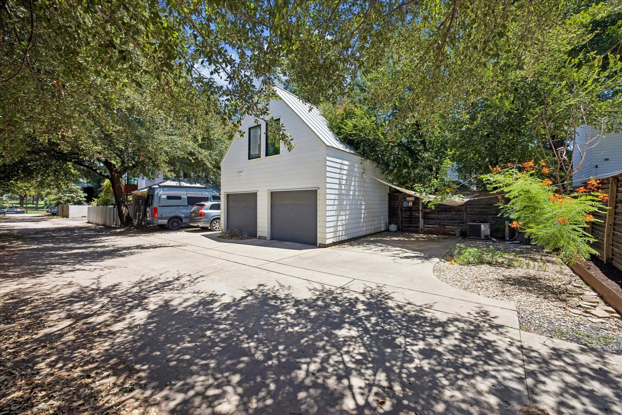 52 Waller ST # A