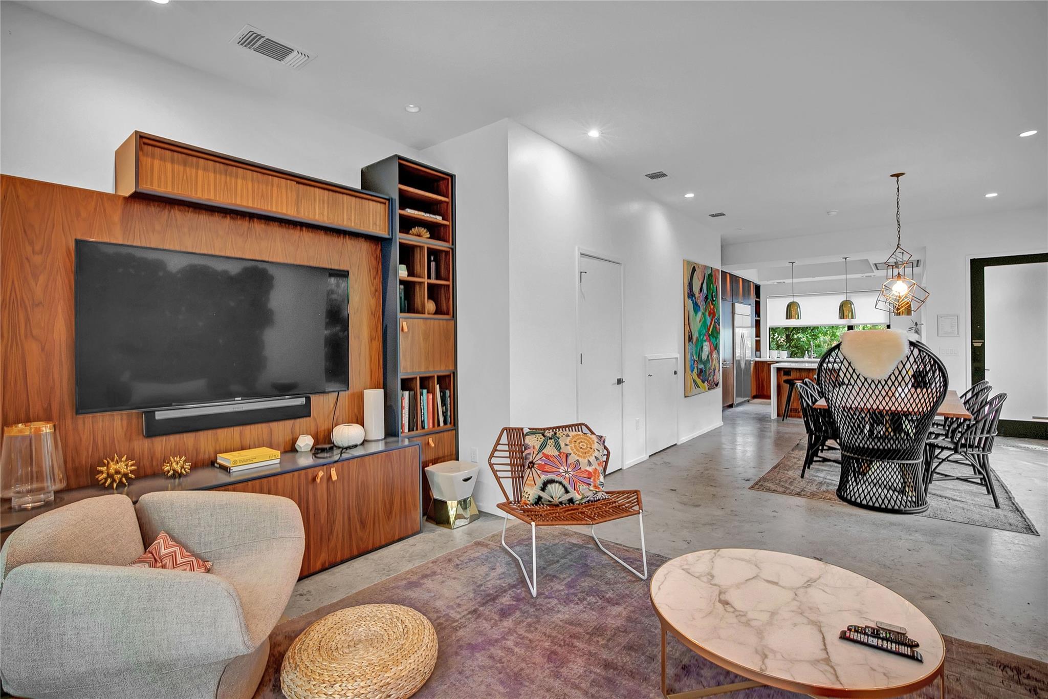 52 Waller ST # A