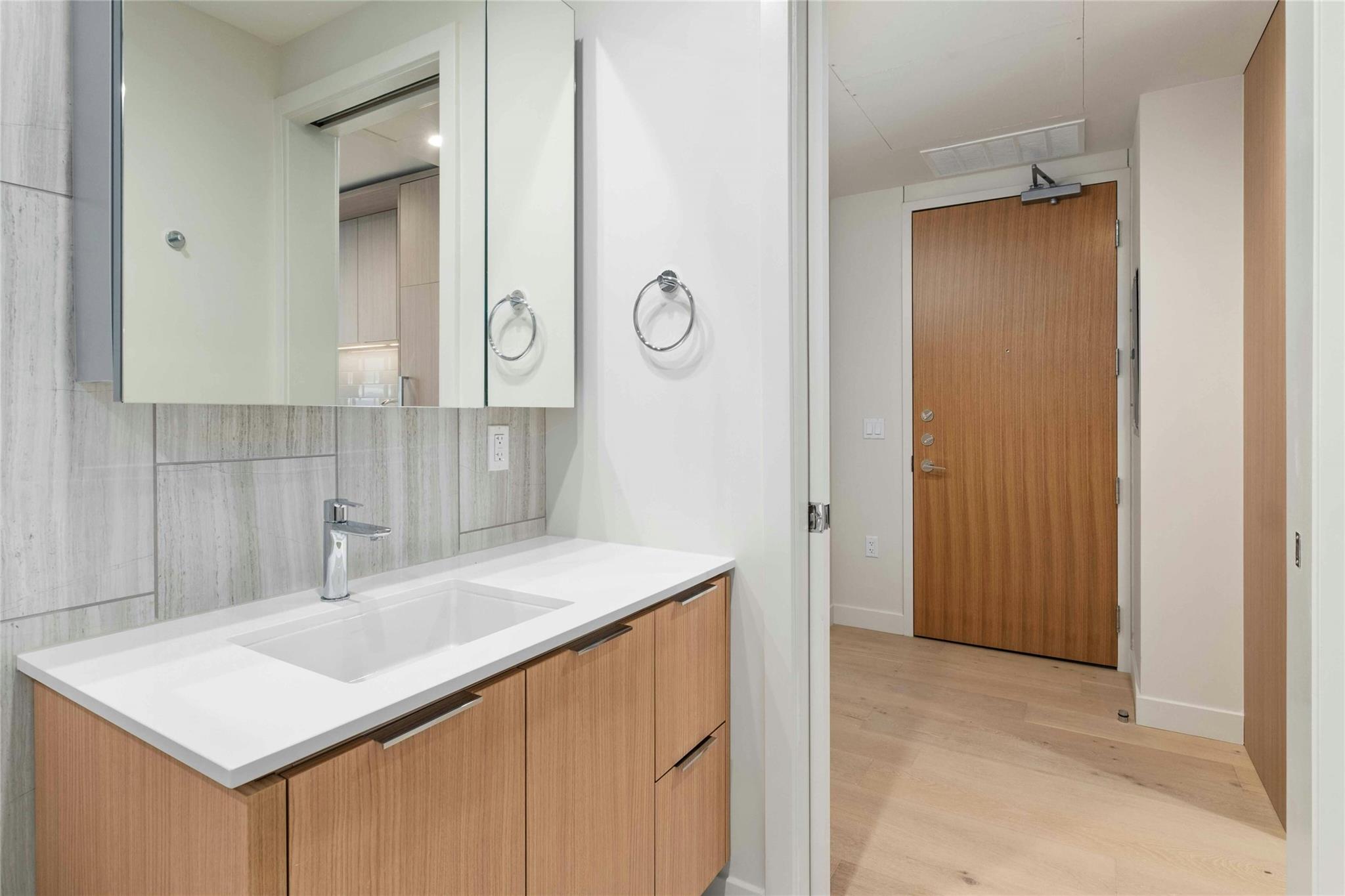 44 East Ave # 2506