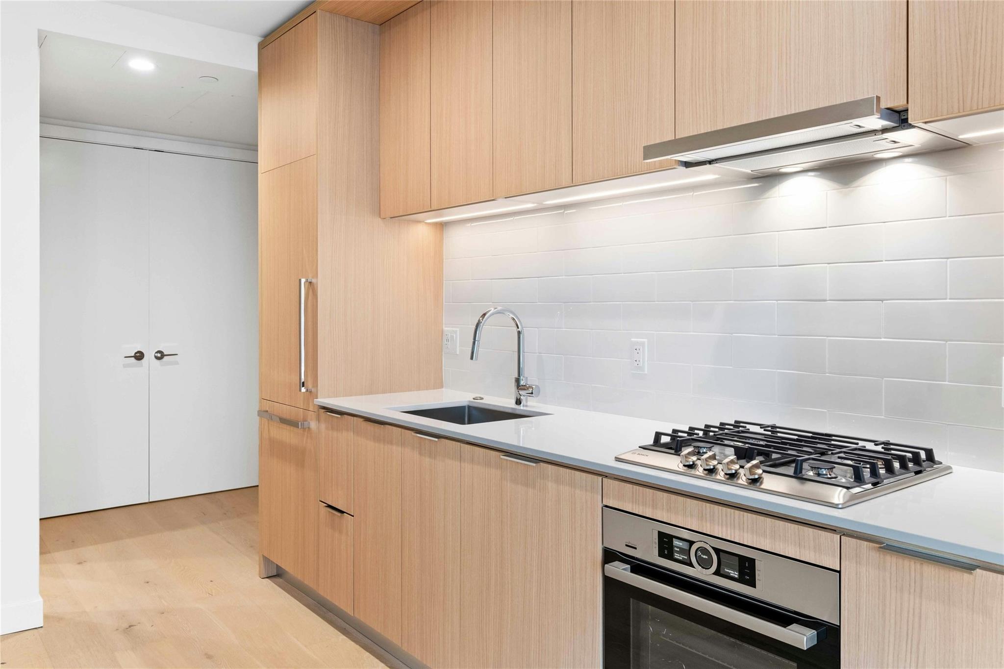 44 East Ave # 2506