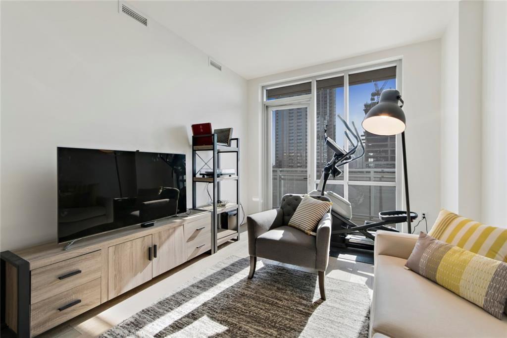 222 West Ave # 2111
