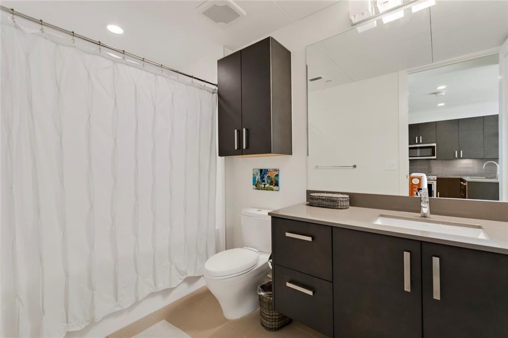222 West Ave # 2111