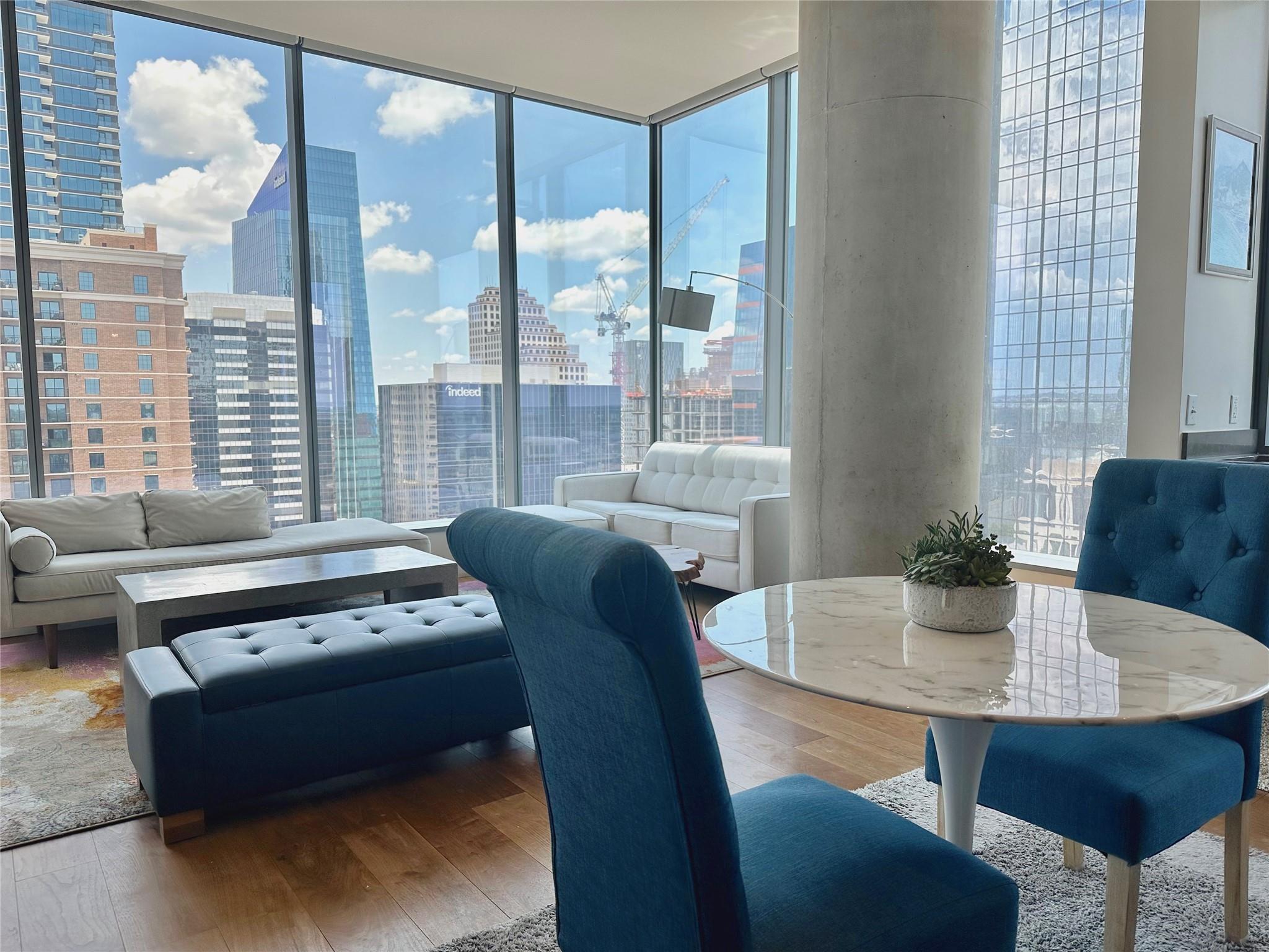 210 Lavaca ST # 2013