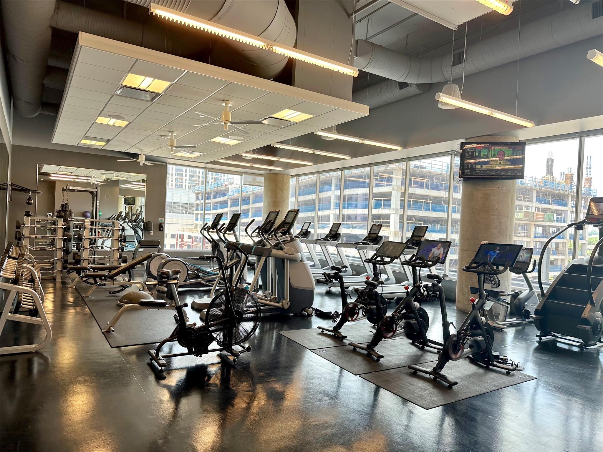 210 Lavaca ST # 2013