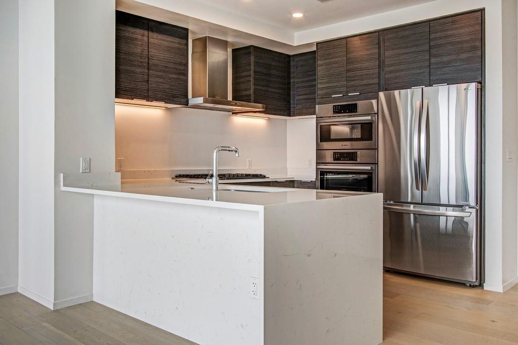 301 West Ave # 1009