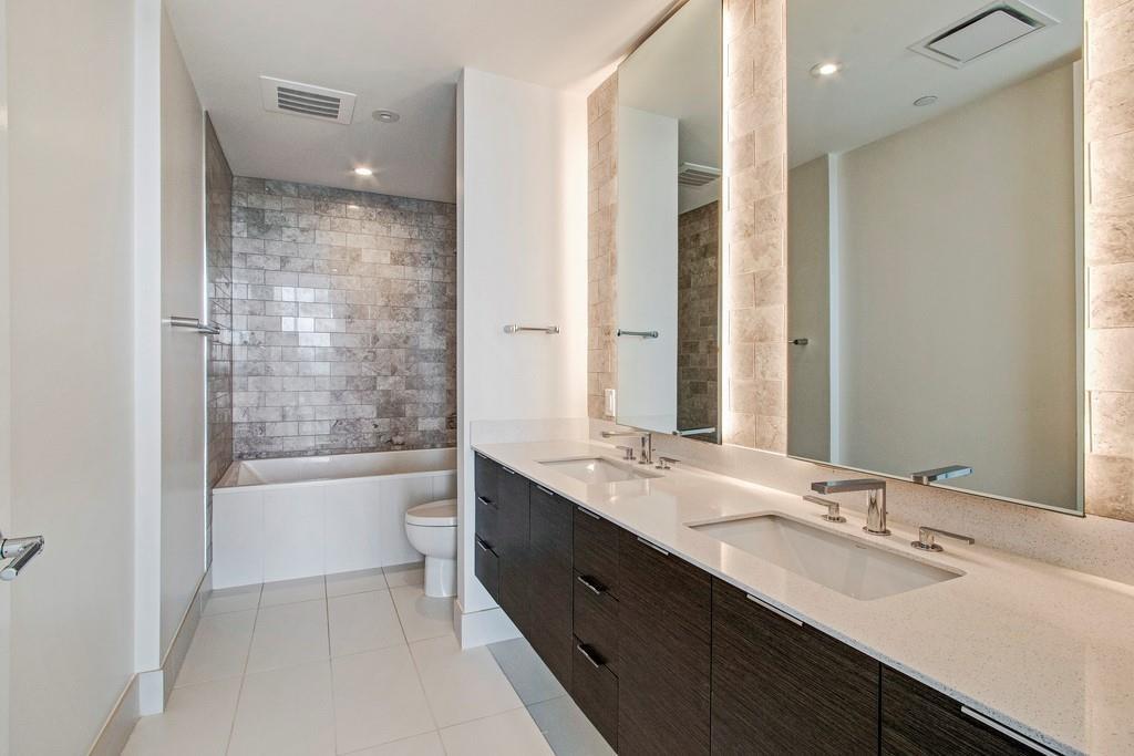 301 West Ave # 1009
