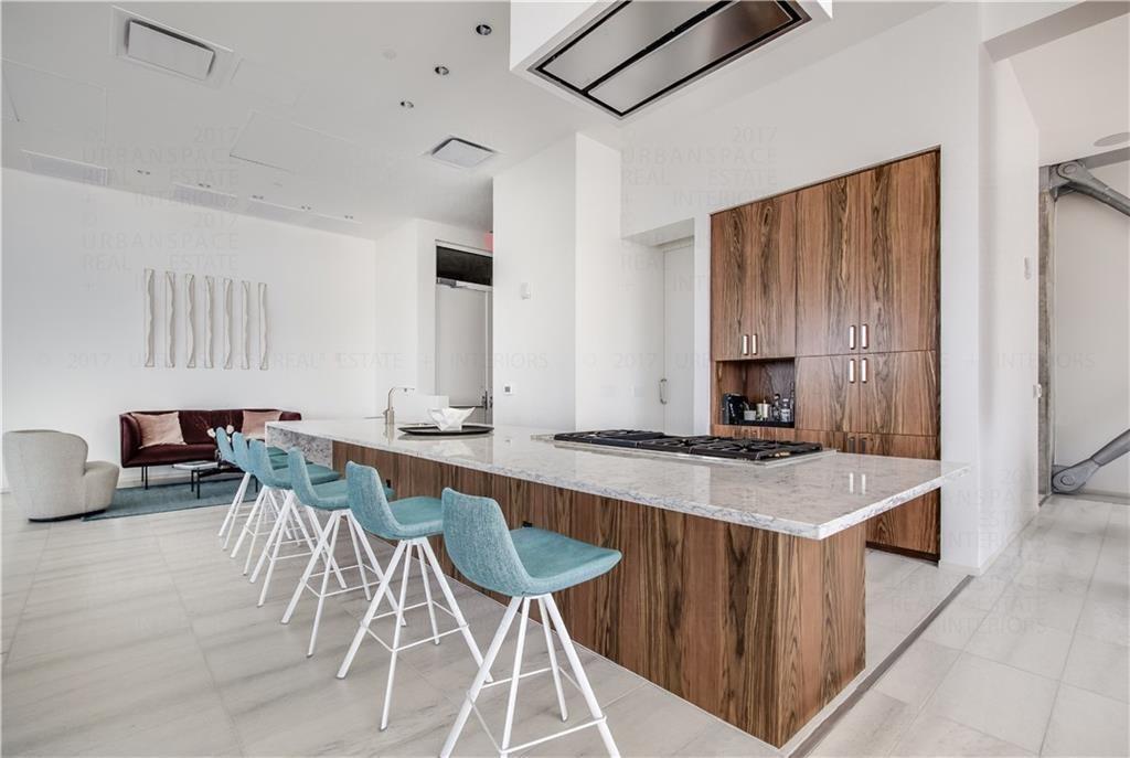 301 West Ave # 1009
