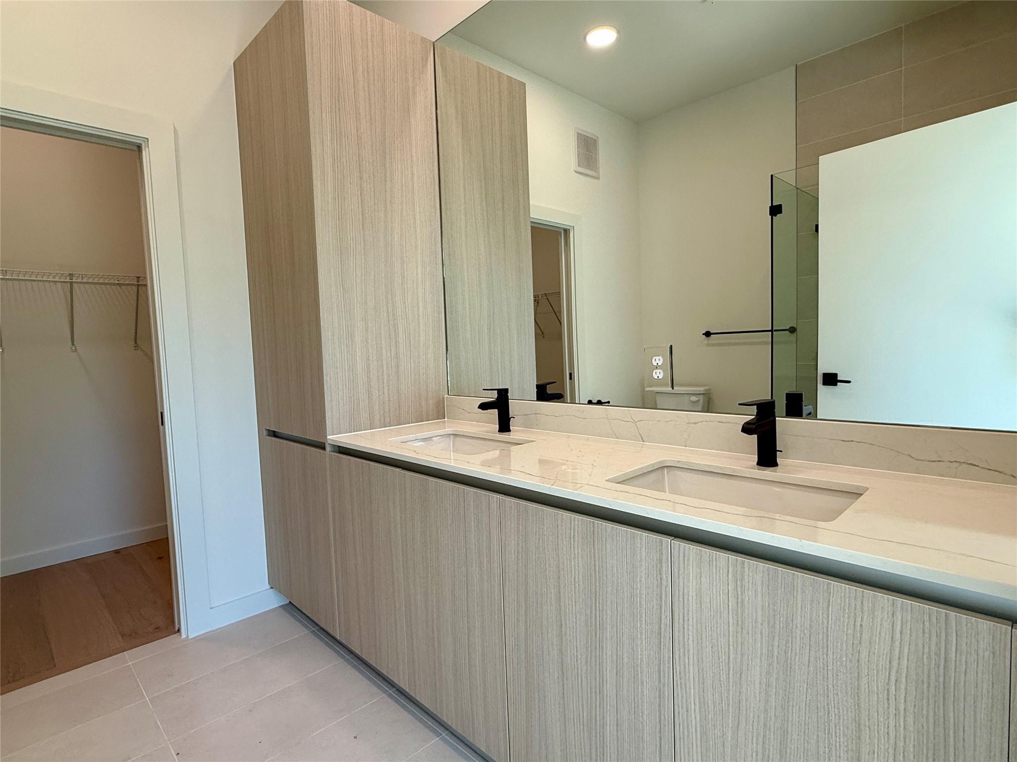 2209 S 1st ST # 328, Austin Unit: 328