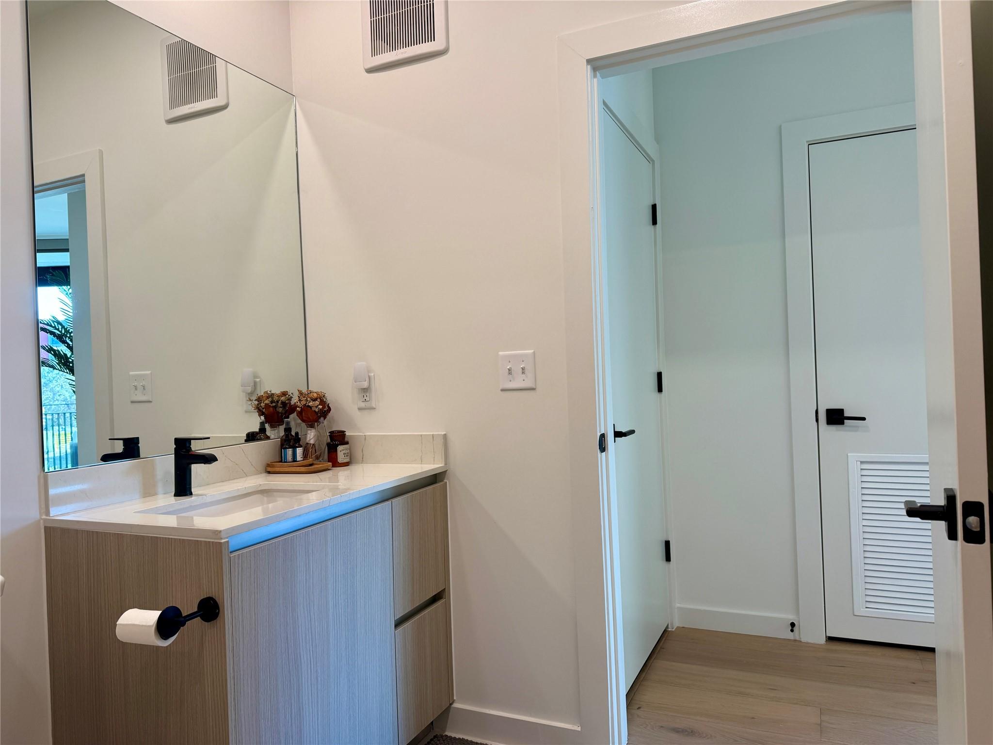 2209 S 1st ST # 328, Austin Unit: 328