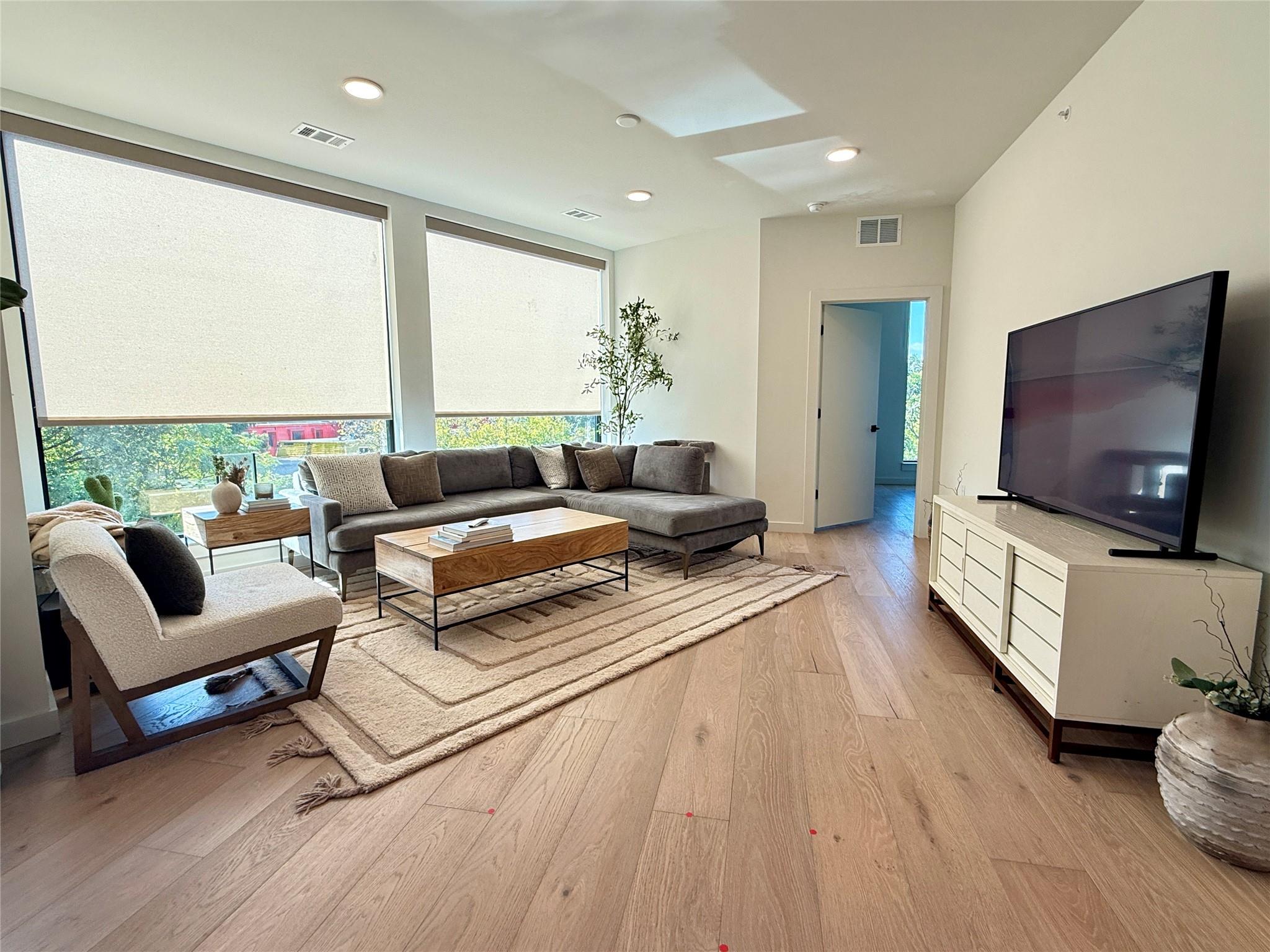 2209 S 1st ST # 328, Austin Unit: 328