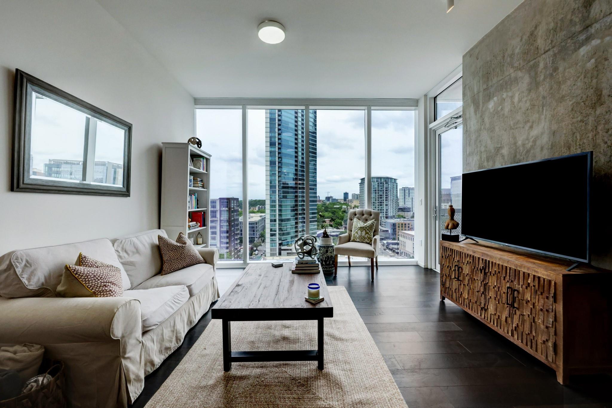 301 West Ave # 1503