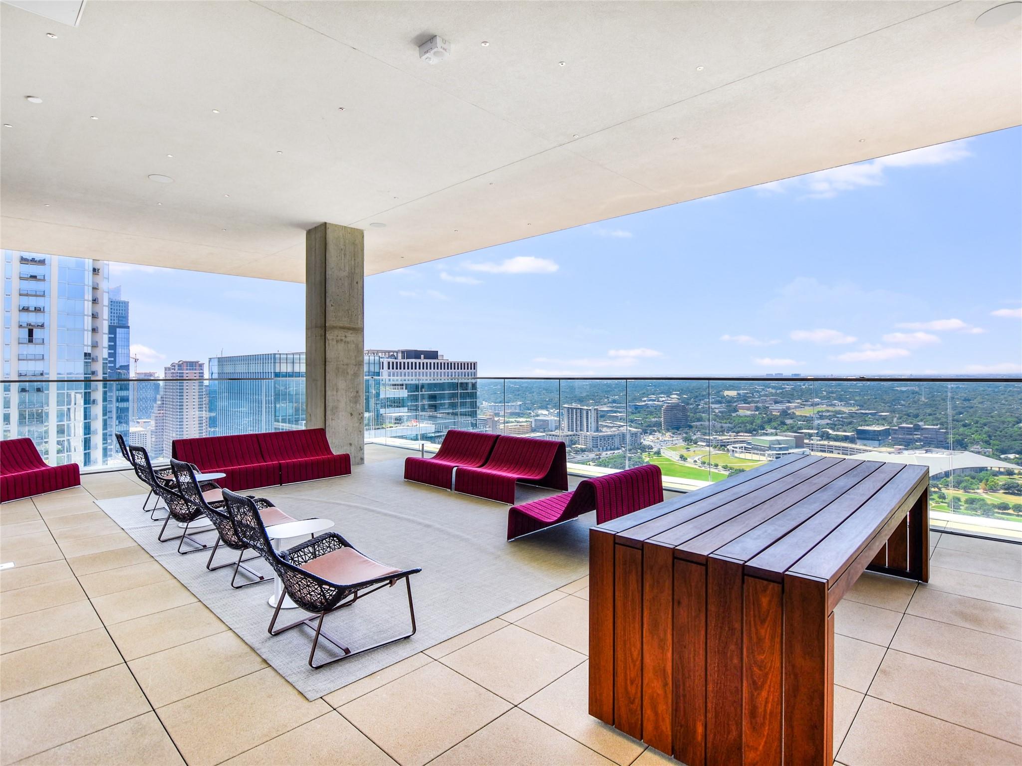 301 West Ave # 1004