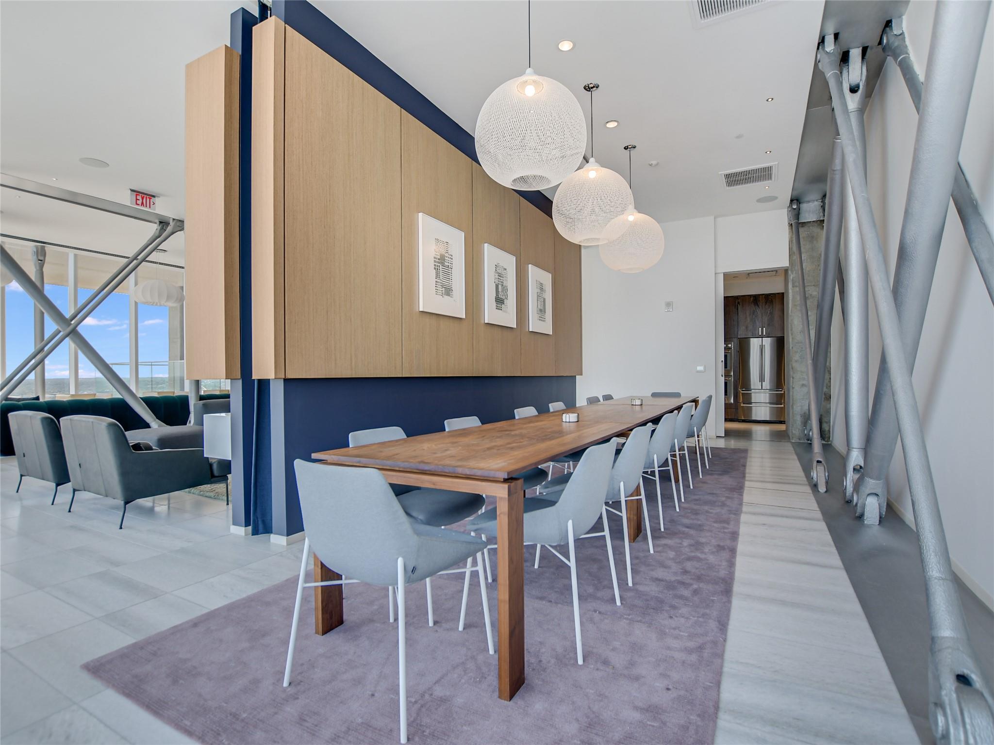 301 West Ave # 1004