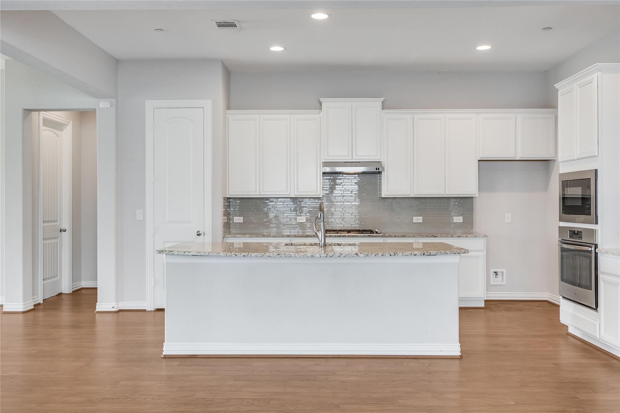 4011 Logan Ridge DR