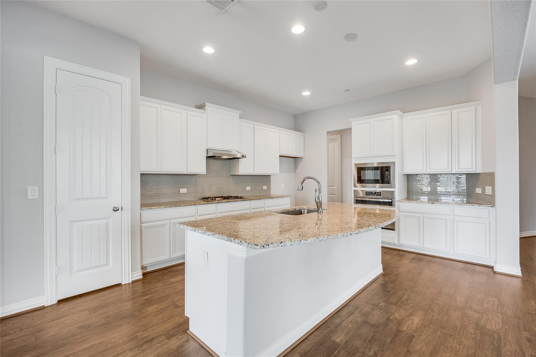 4011 Logan Ridge DR
