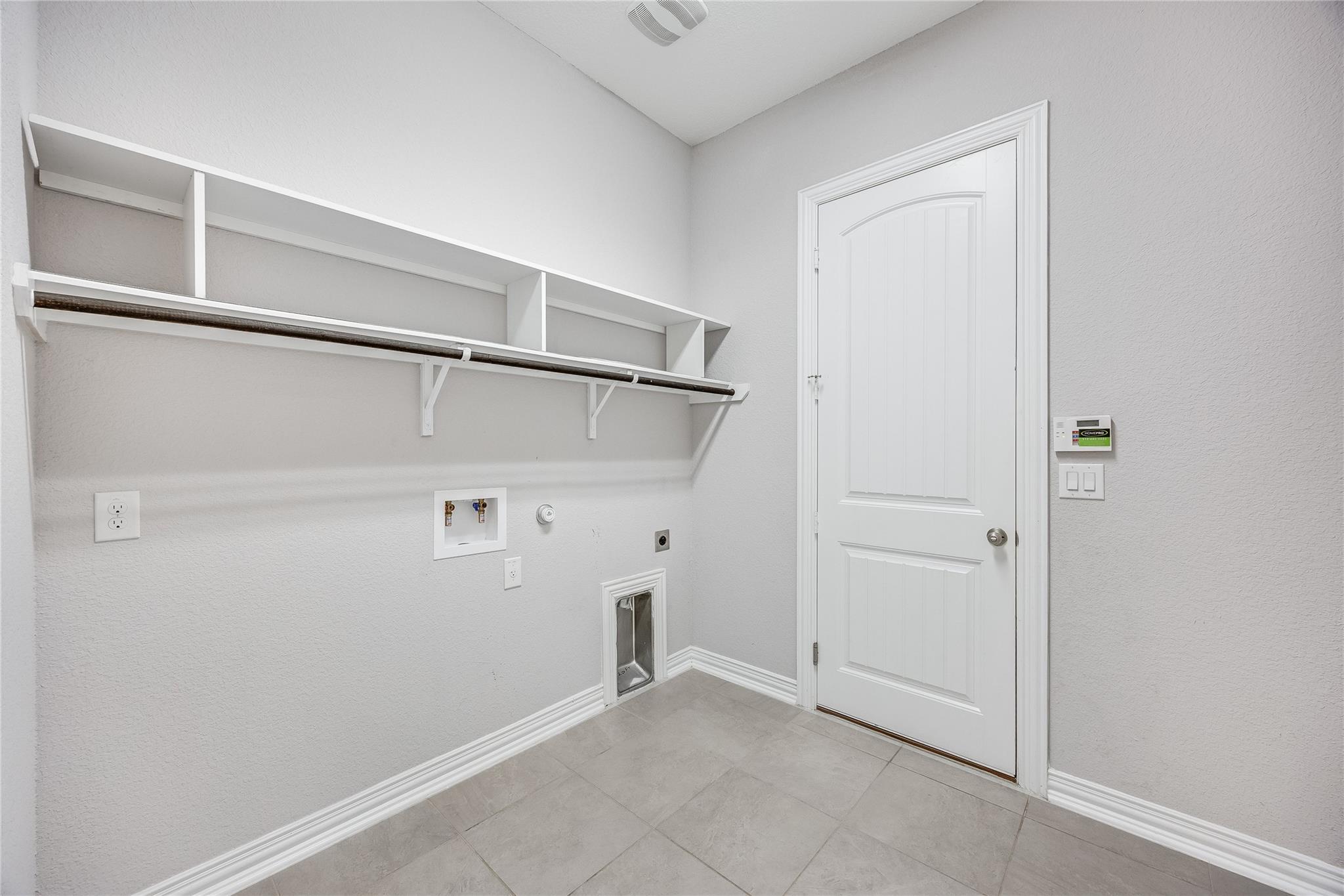4011 Logan Ridge DR