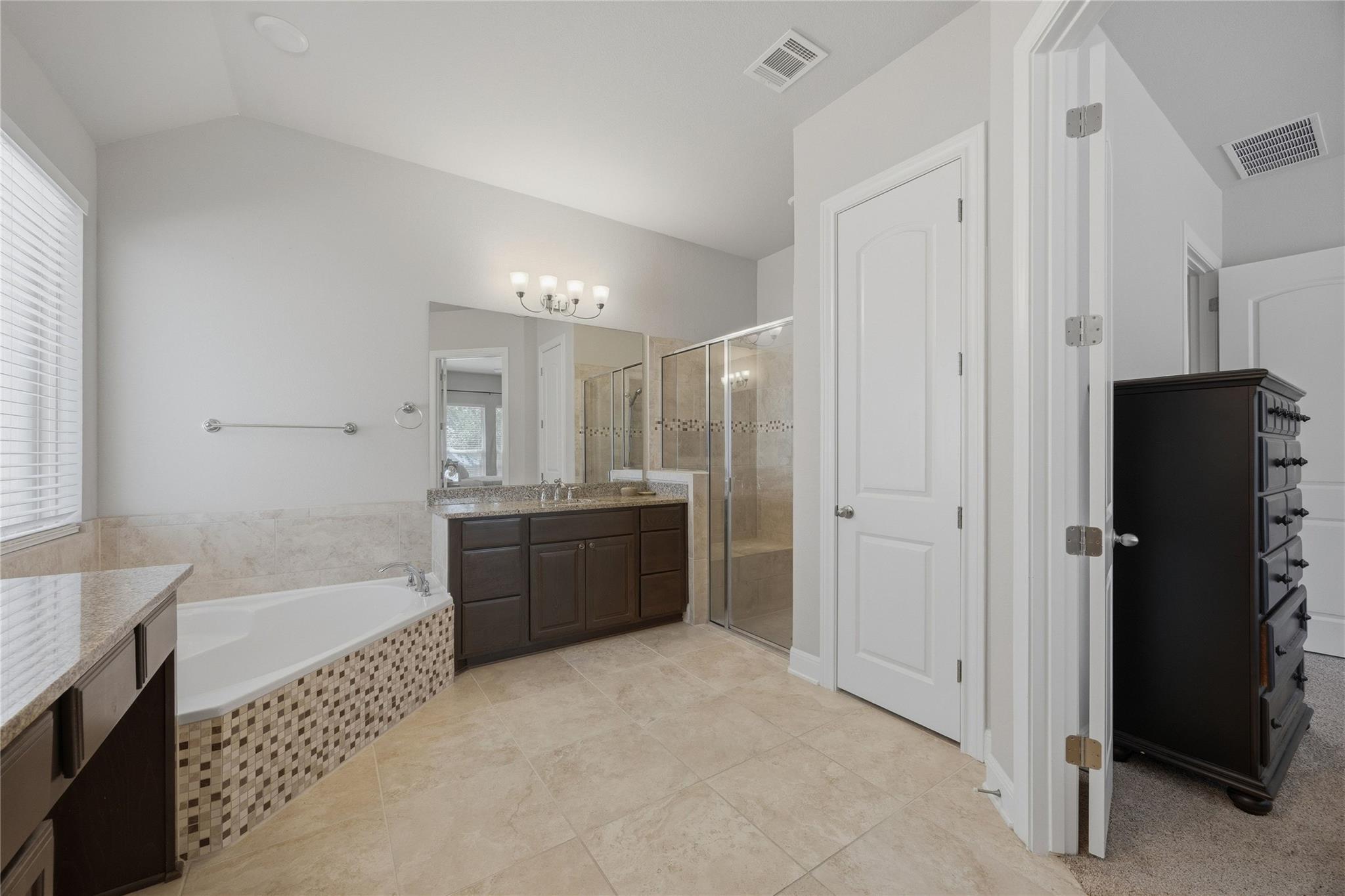 2905 Mossy Springs DR