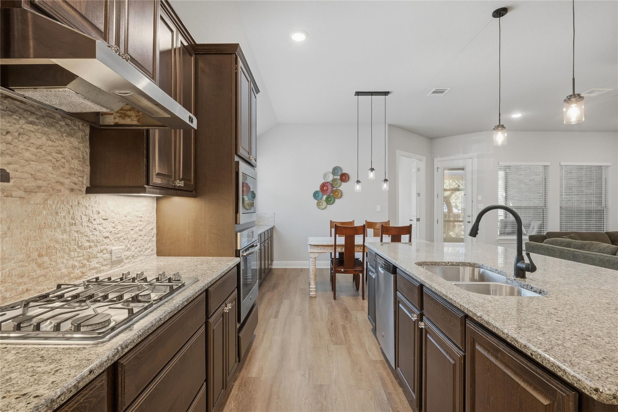 2905 Mossy Springs DR