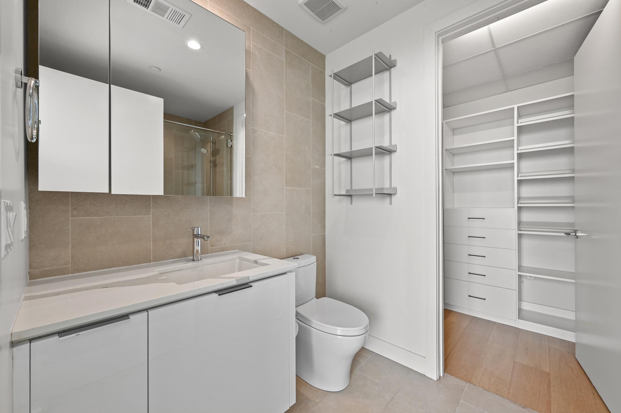 44 East Ave # 2509