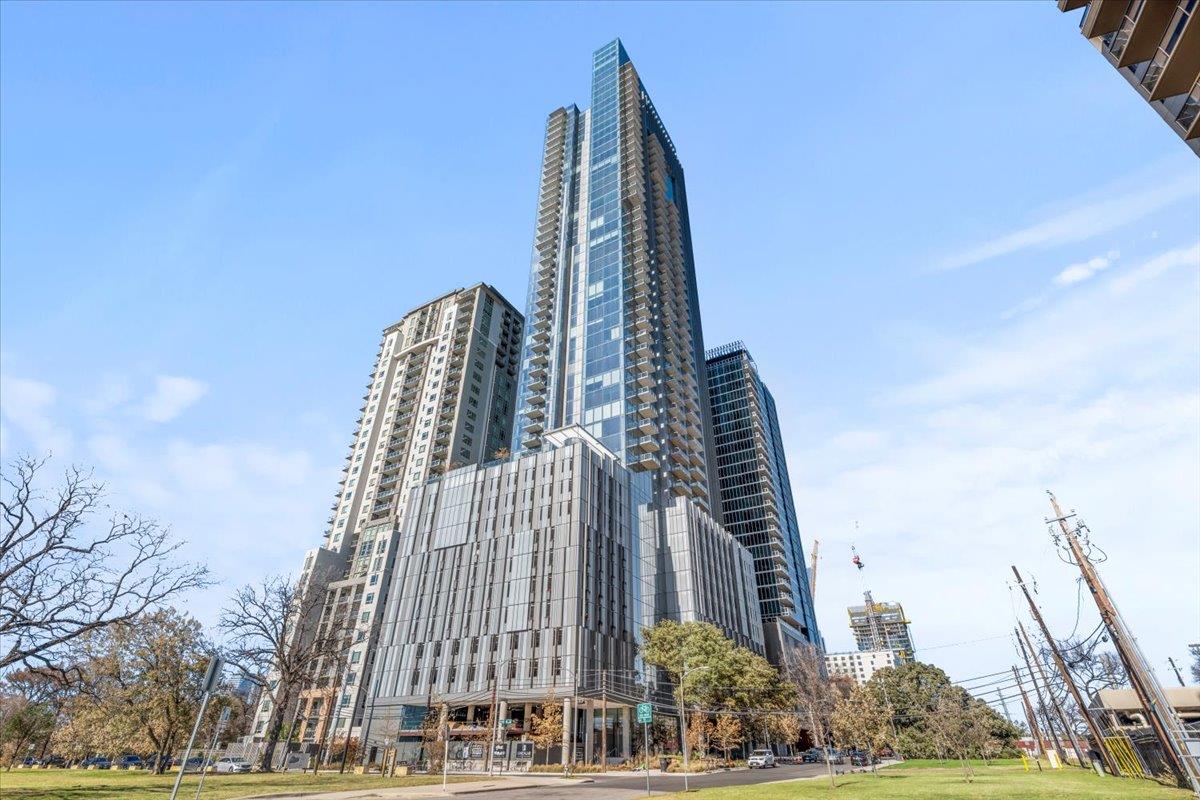 44 East Ave # 2509