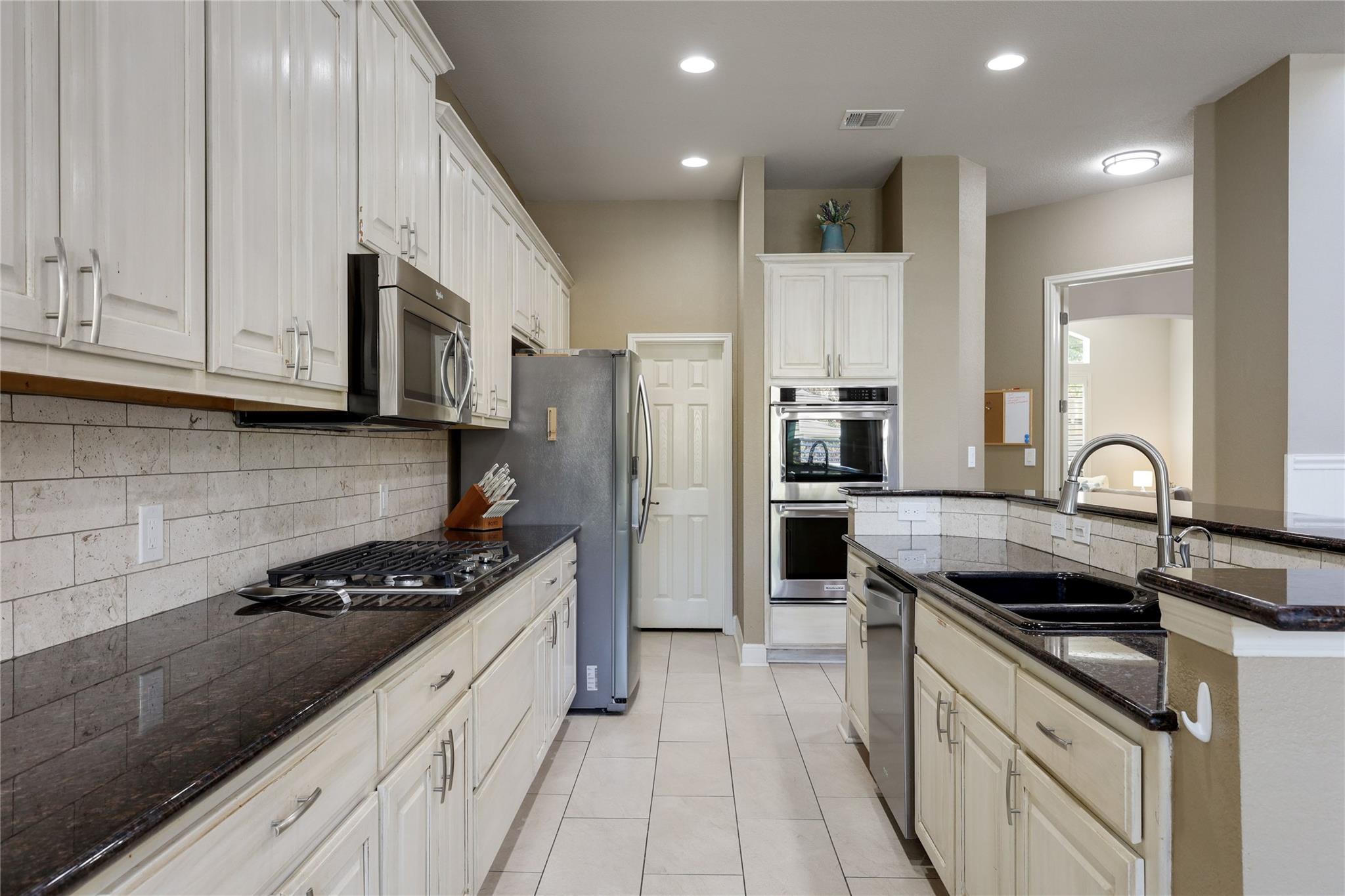 2709 Brindisi WAY