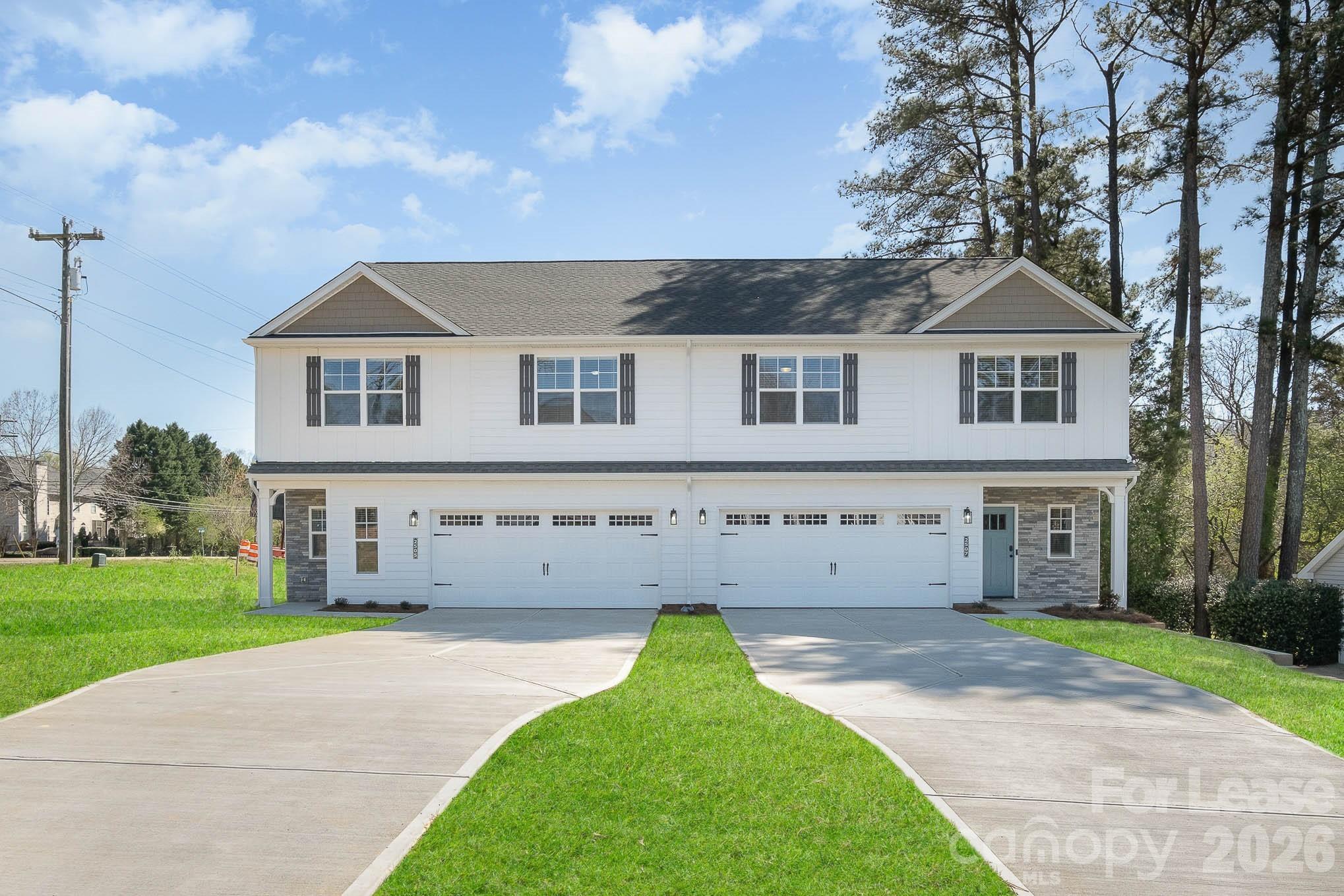 2507 Lynbridge Drive