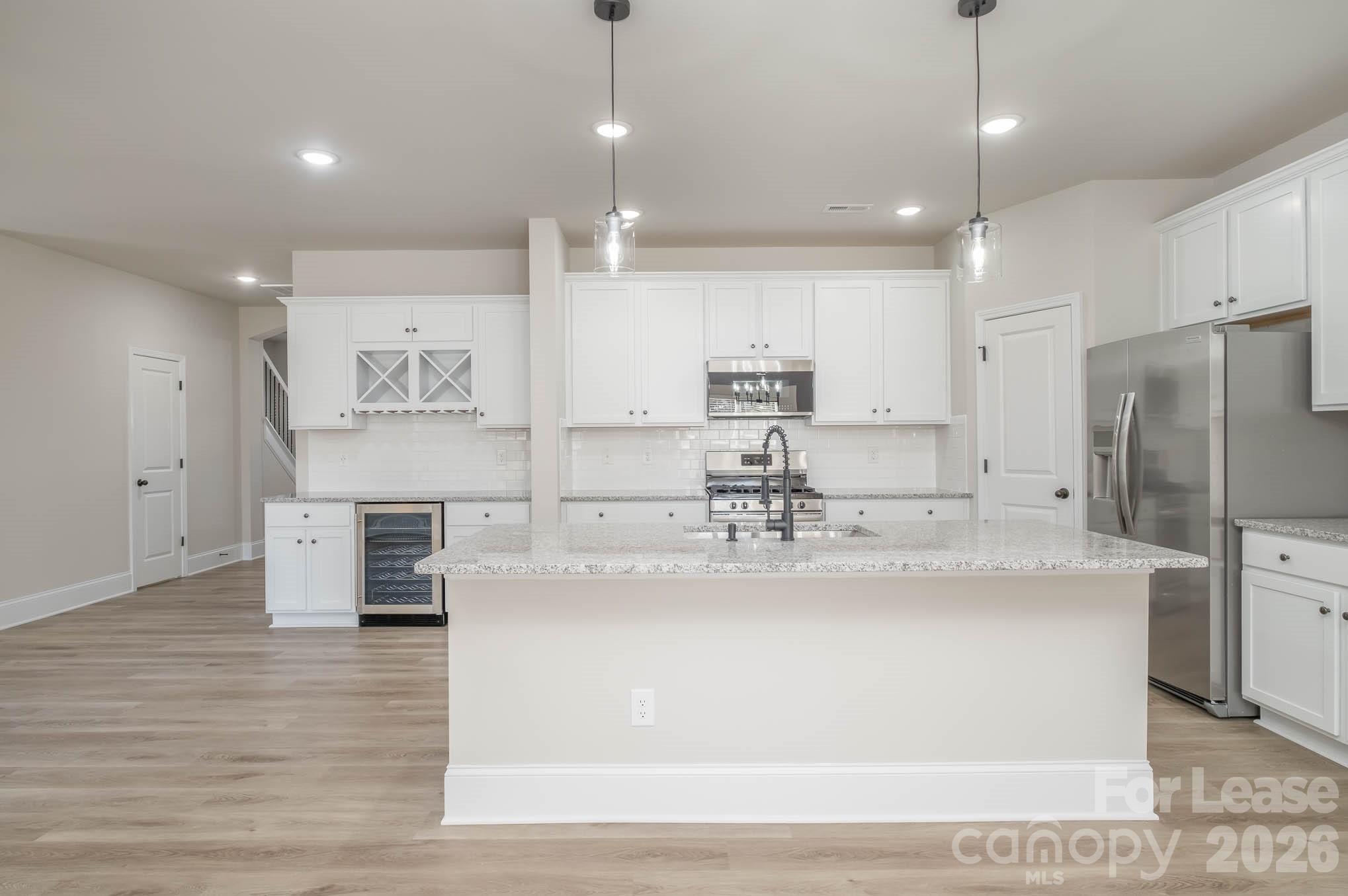 2507 Lynbridge Drive