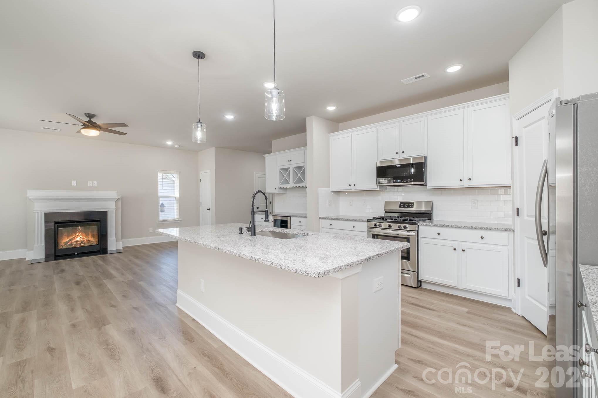 2507 Lynbridge Drive
