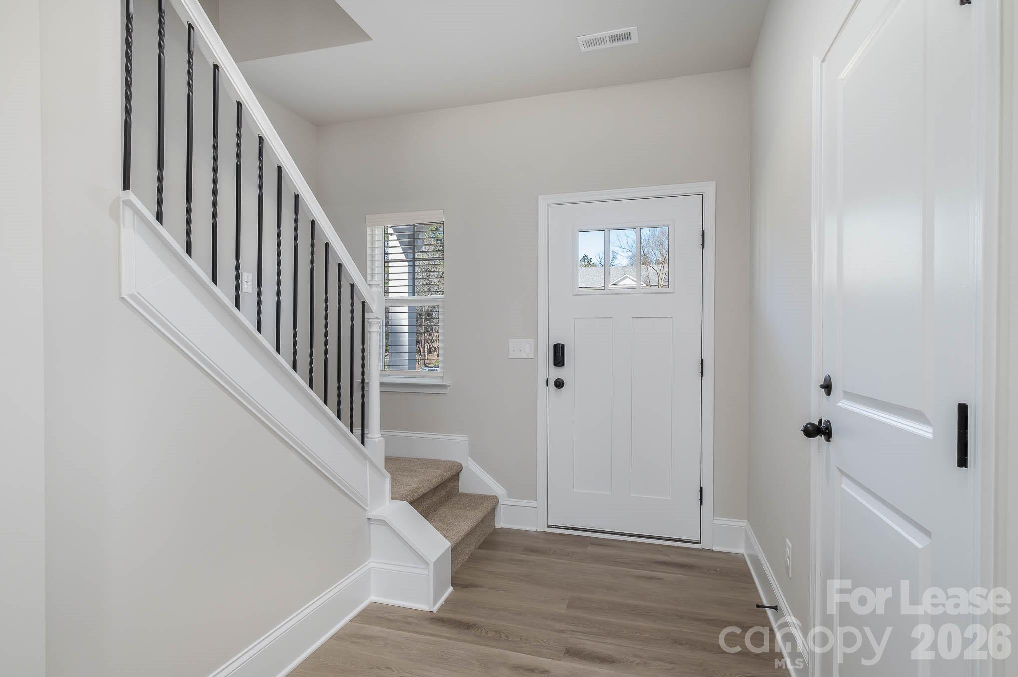 2507 Lynbridge Drive