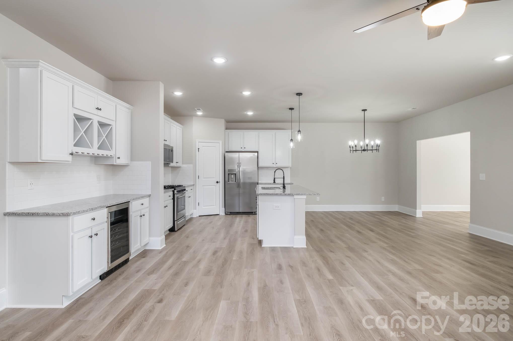 2507 Lynbridge Drive