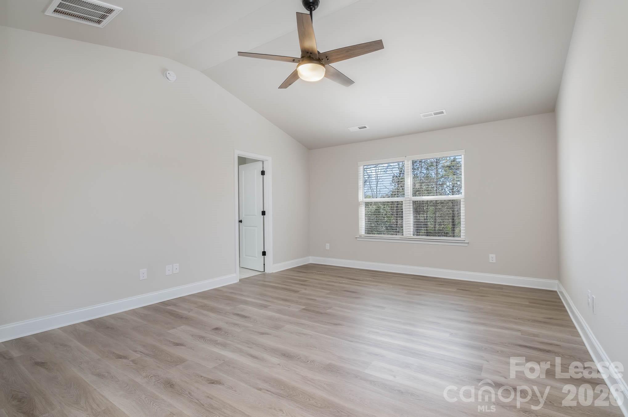 2507 Lynbridge Drive