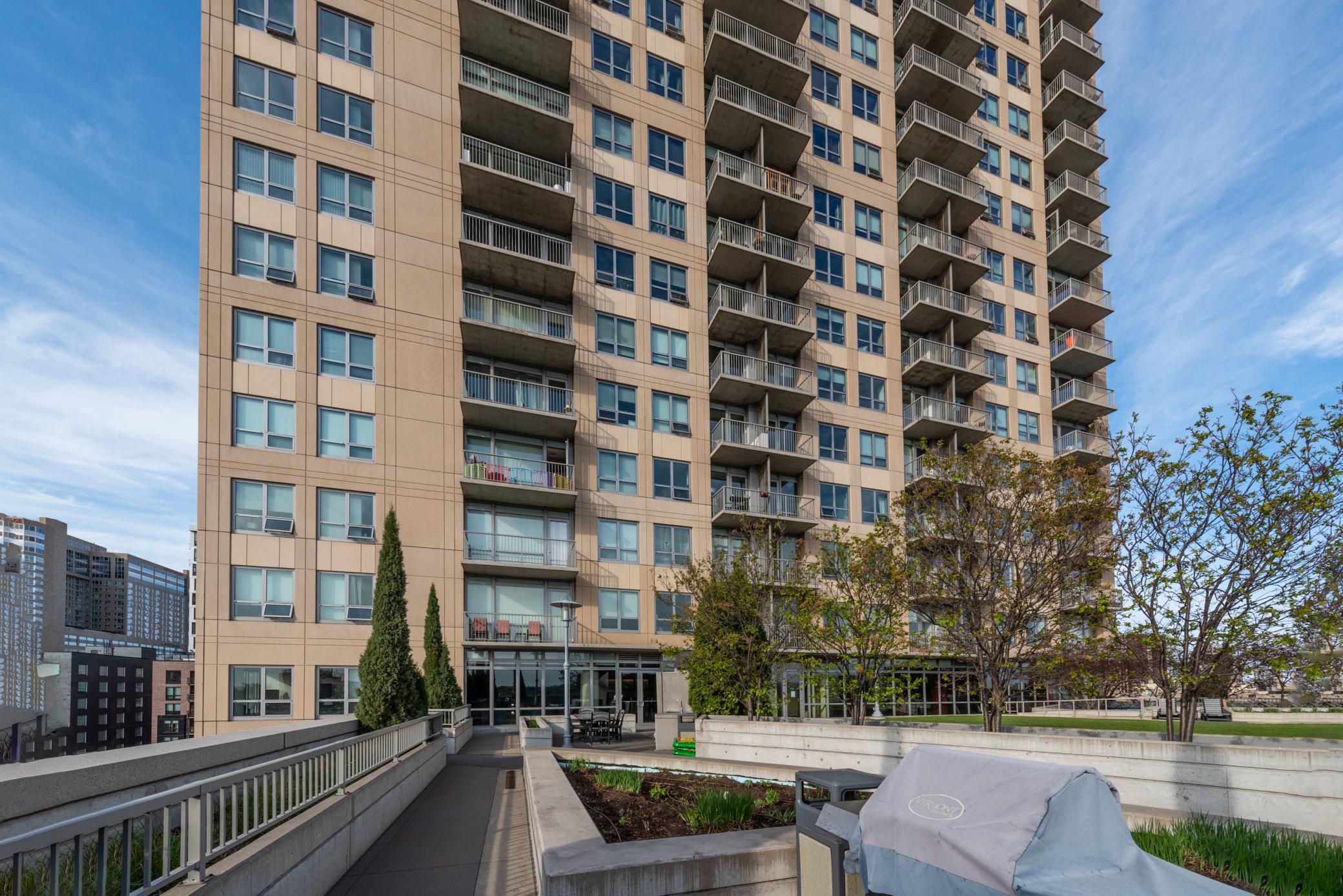 929 Portland Avenue Unit: 1608