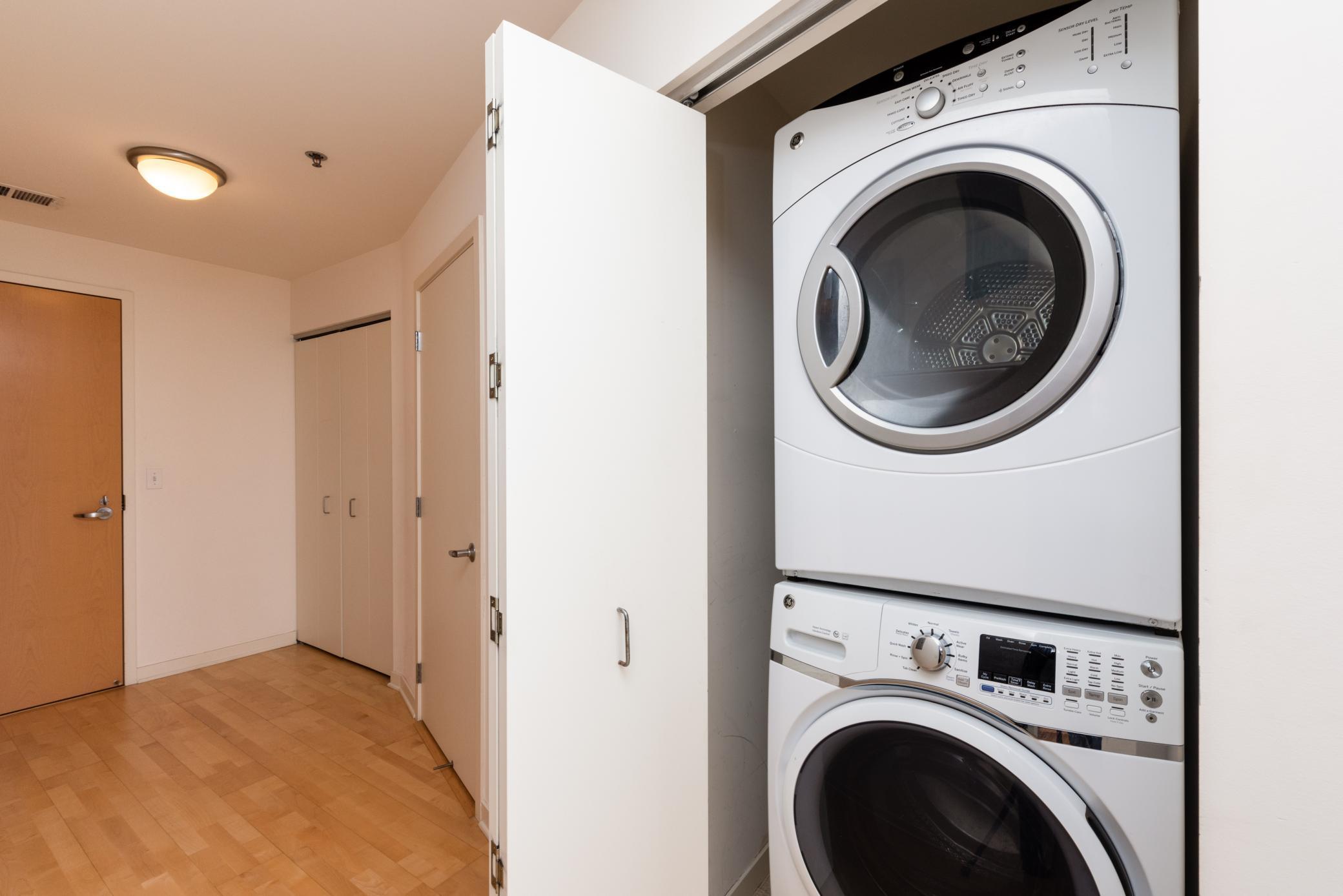 929 Portland Avenue Unit: 1608