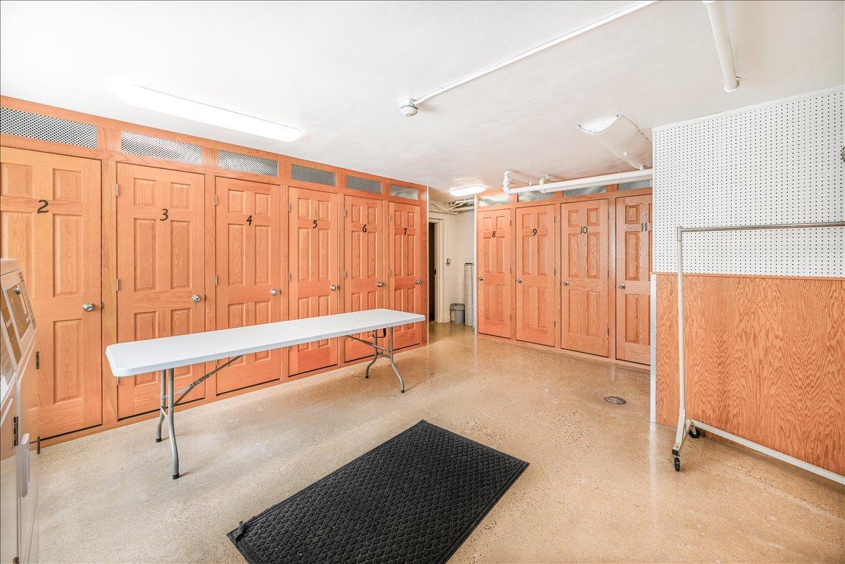 401 Ridgewood Avenue Unit: 1