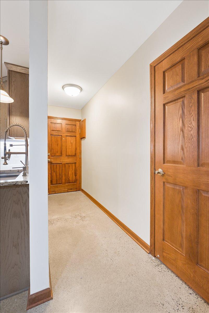 401 Ridgewood Avenue Unit: 1