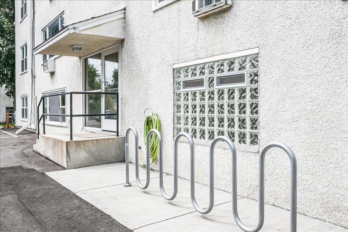 401 Ridgewood Avenue Unit: 1