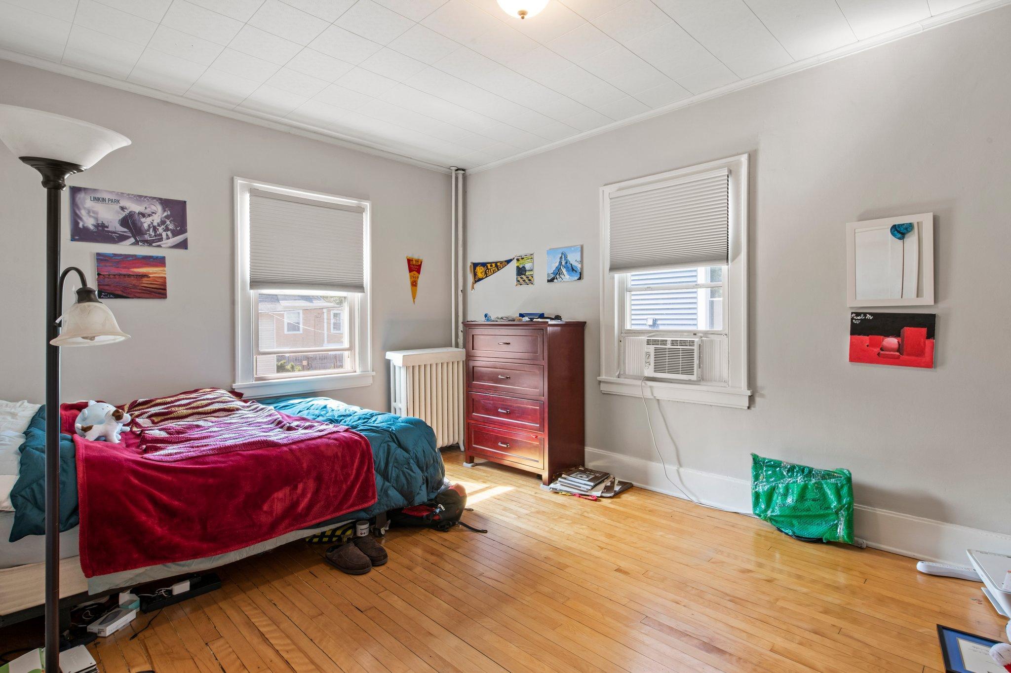 3904 Thomas Avenue S Unit: 102