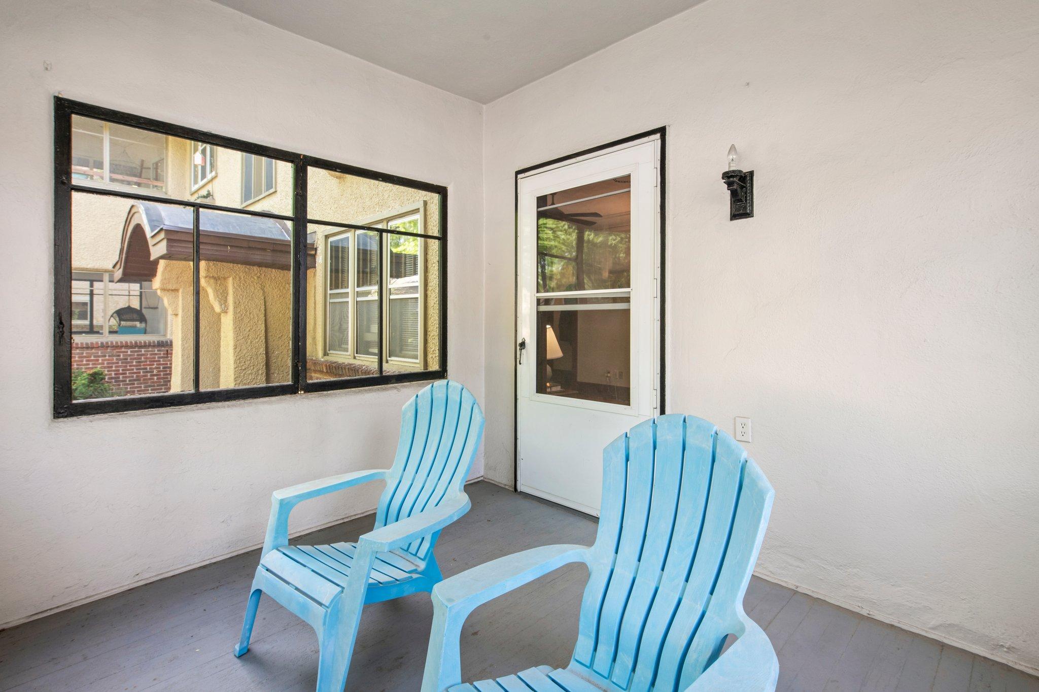 3904 Thomas Avenue S Unit: 102