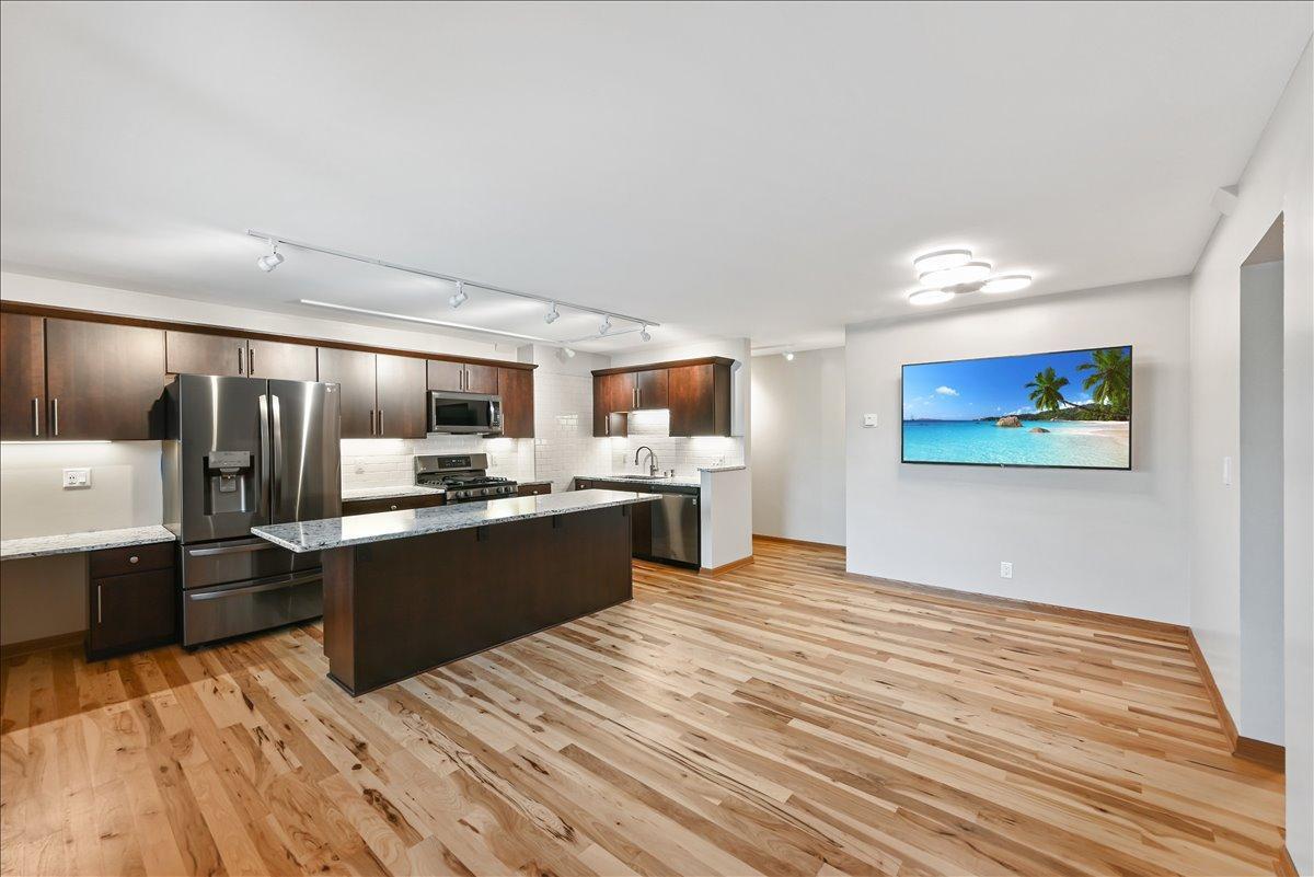 401 Ridgewood Avenue Unit: 203