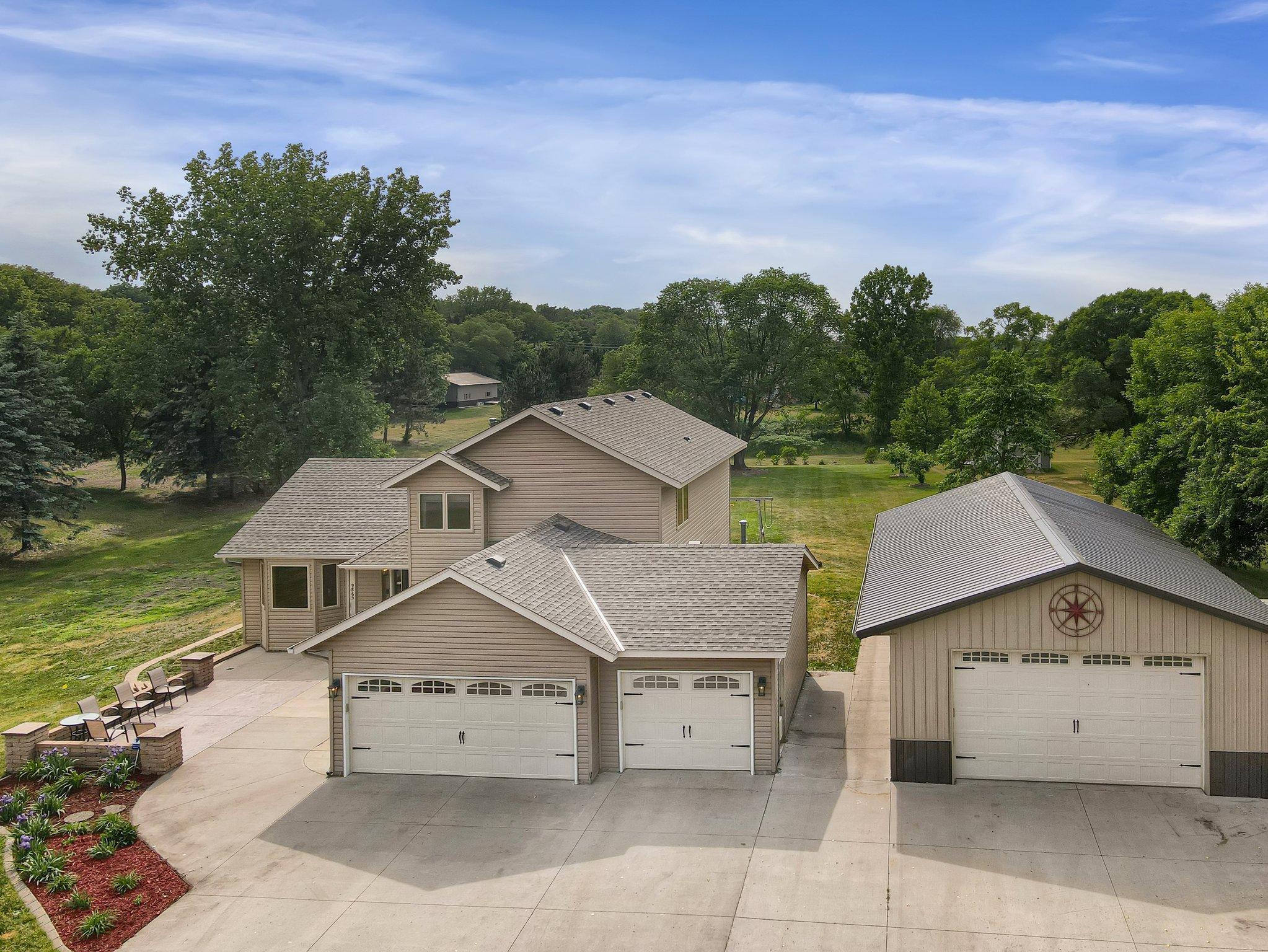 9865 Gilbert Avenue NE