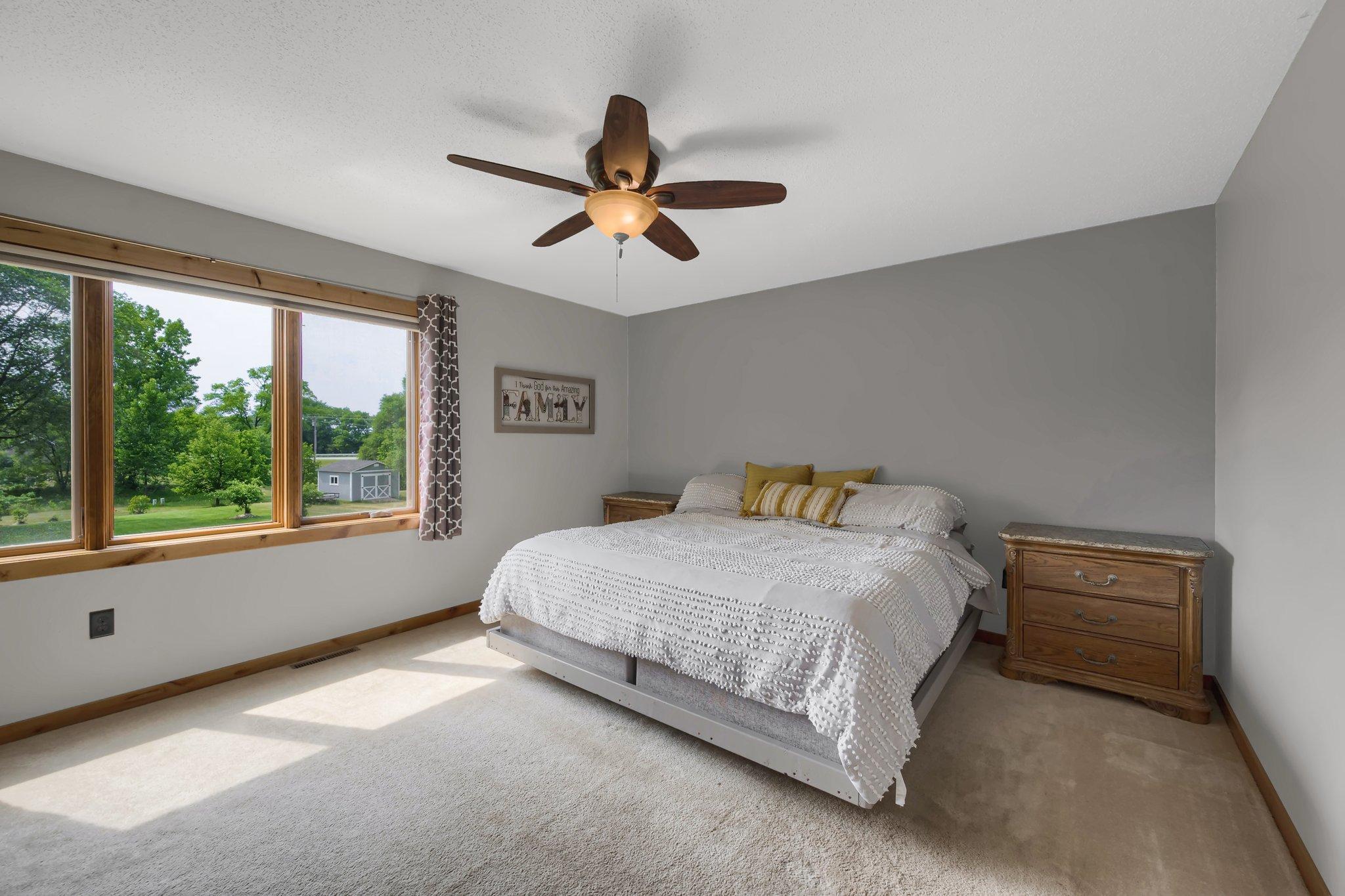 9865 Gilbert Avenue NE