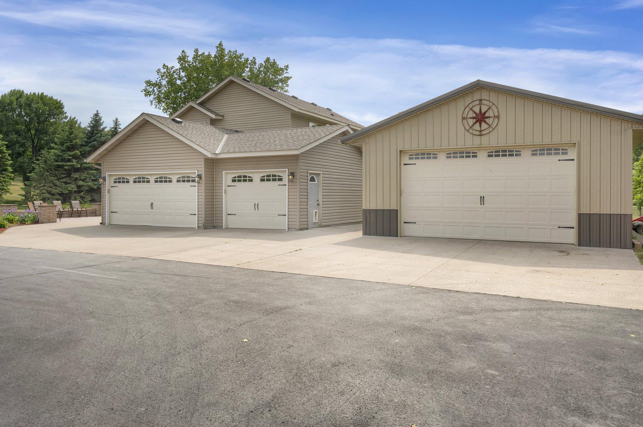 9865 Gilbert Avenue NE