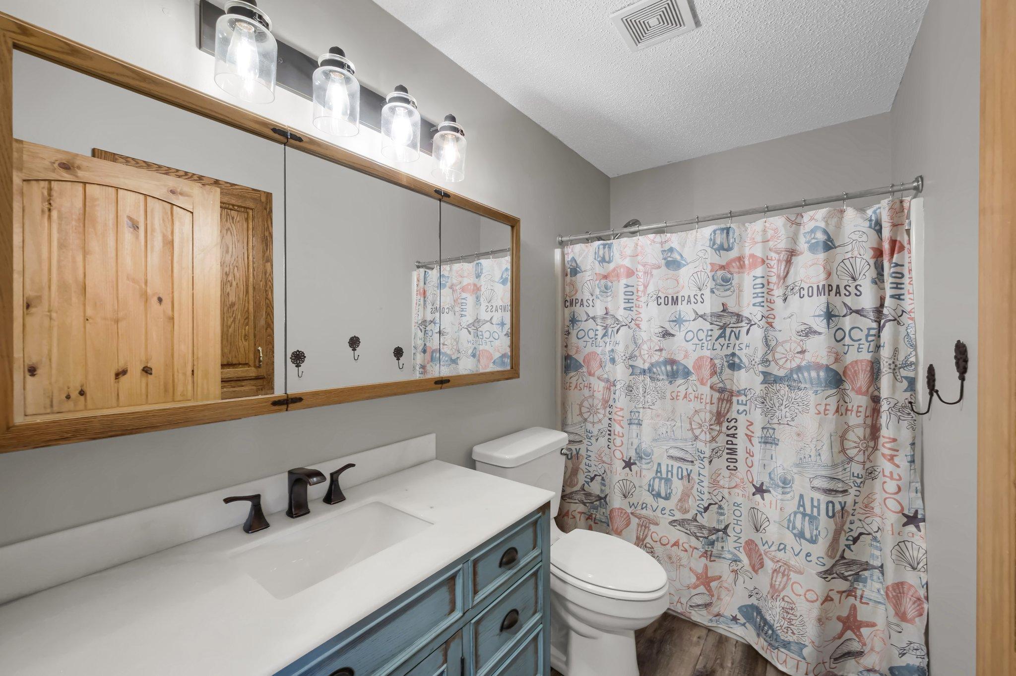 9865 Gilbert Avenue NE