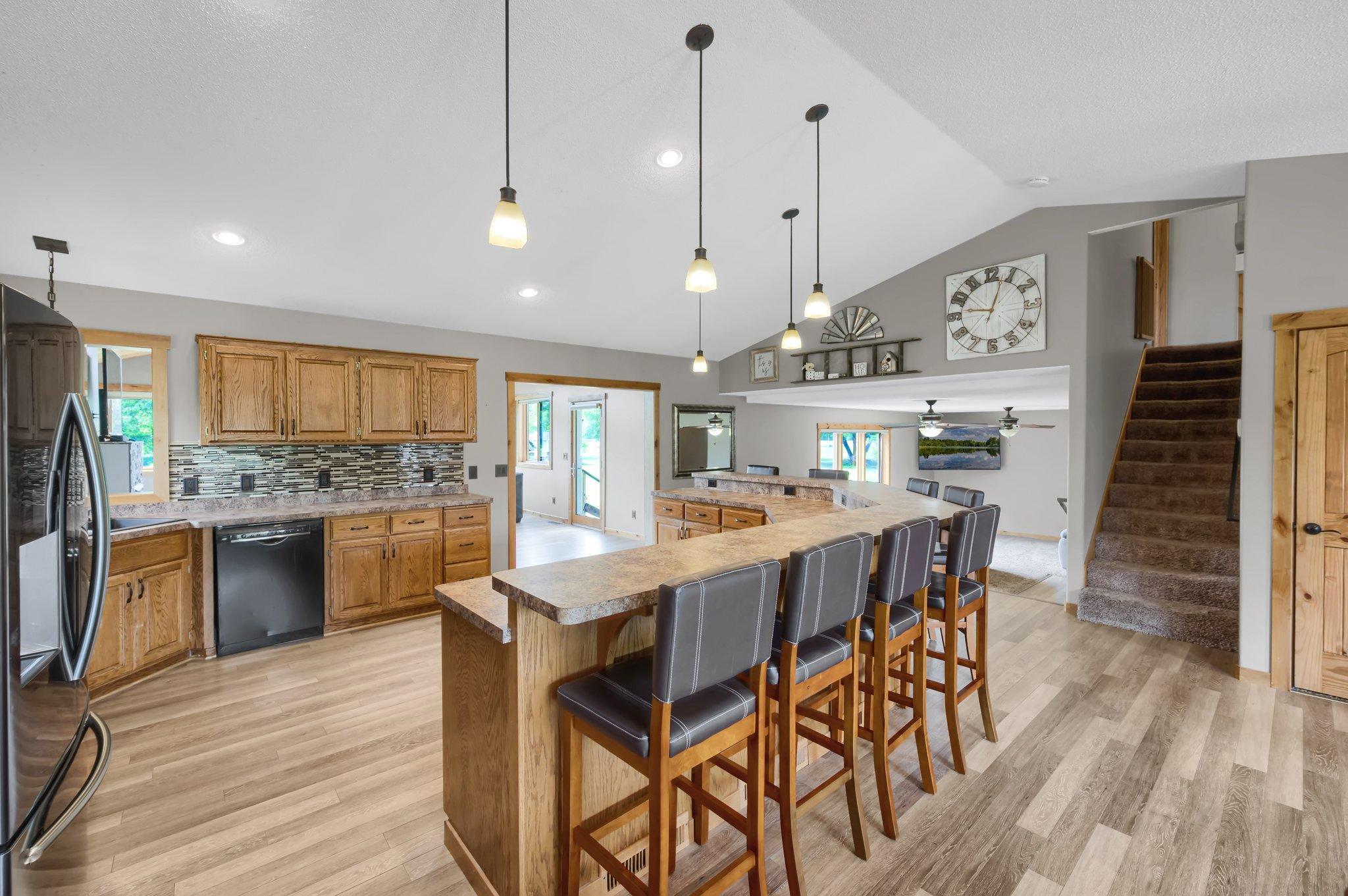 9865 Gilbert Avenue NE