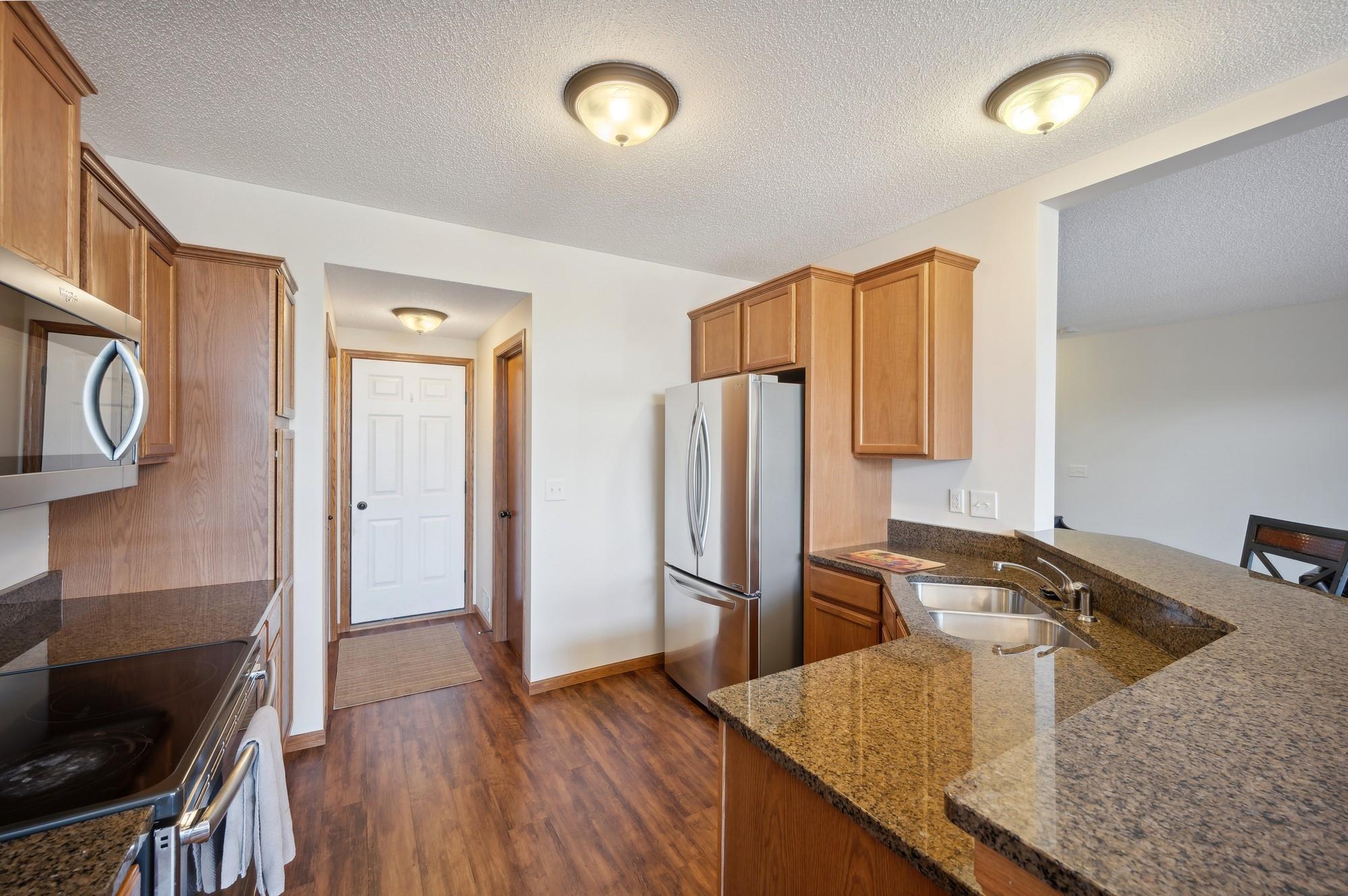 2595 Waterfall Way NW