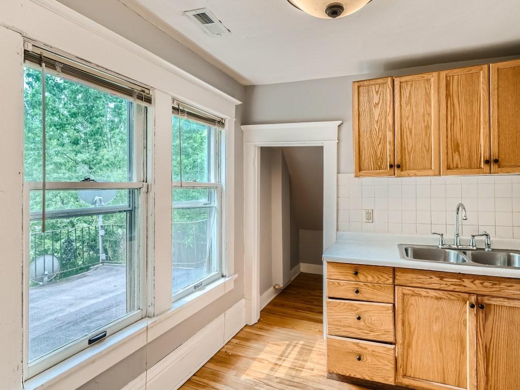 1048 Minnehaha Avenue E