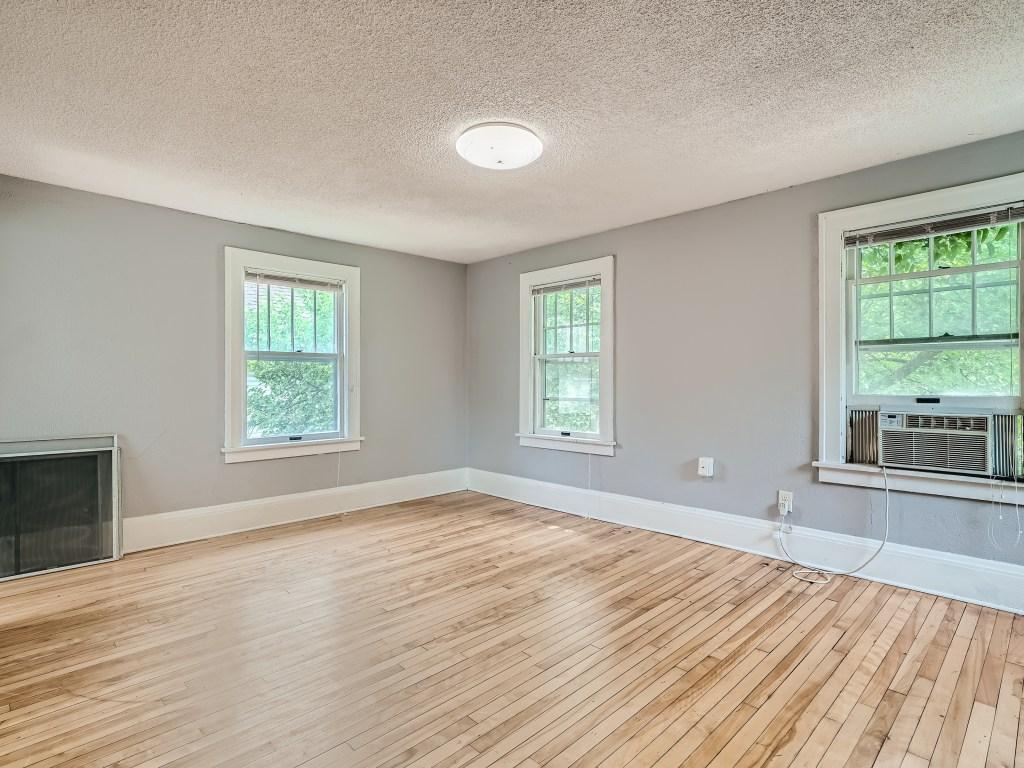 1048 Minnehaha Avenue E