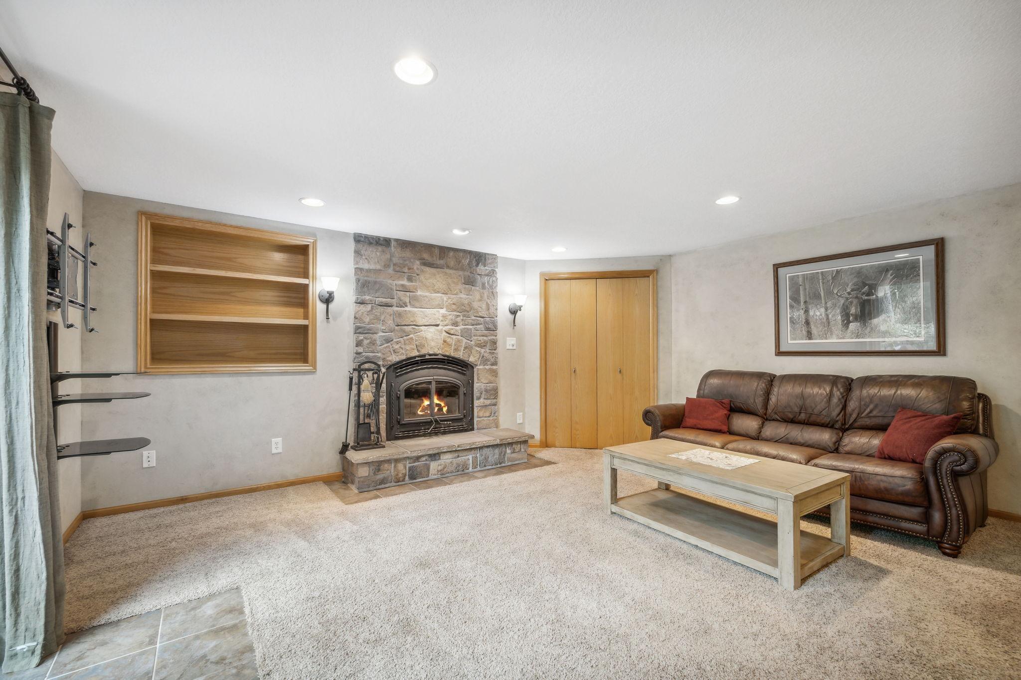 20002 Edison Street NE