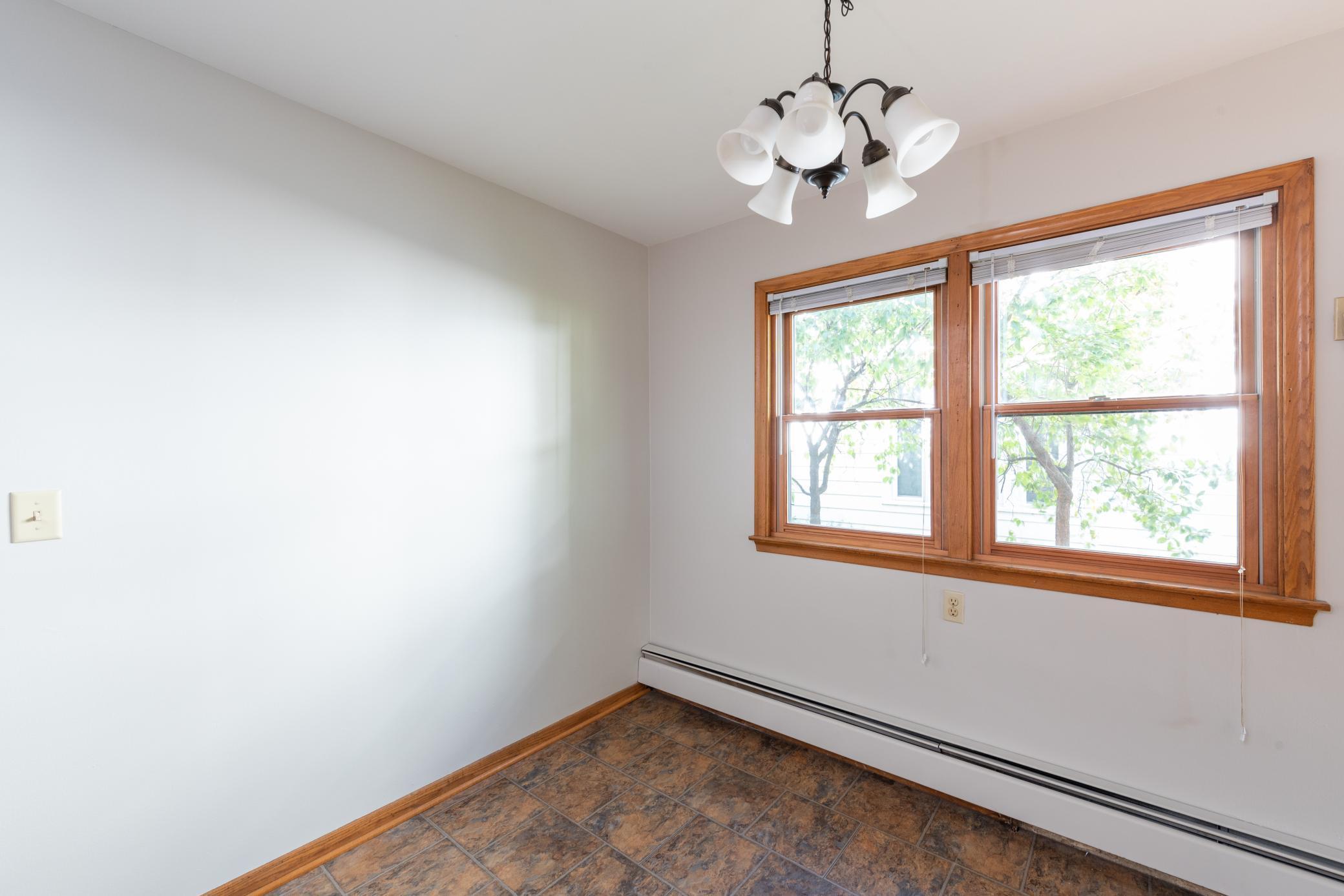 3252 Grand Avenue S Unit: 2