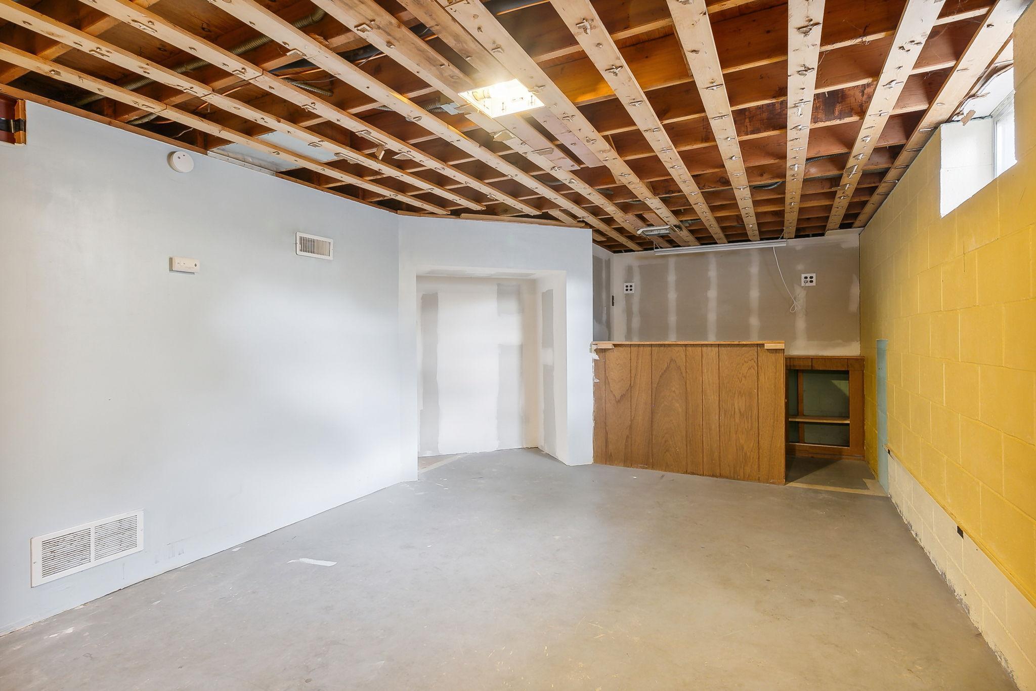 8070 Homestead Avenue S